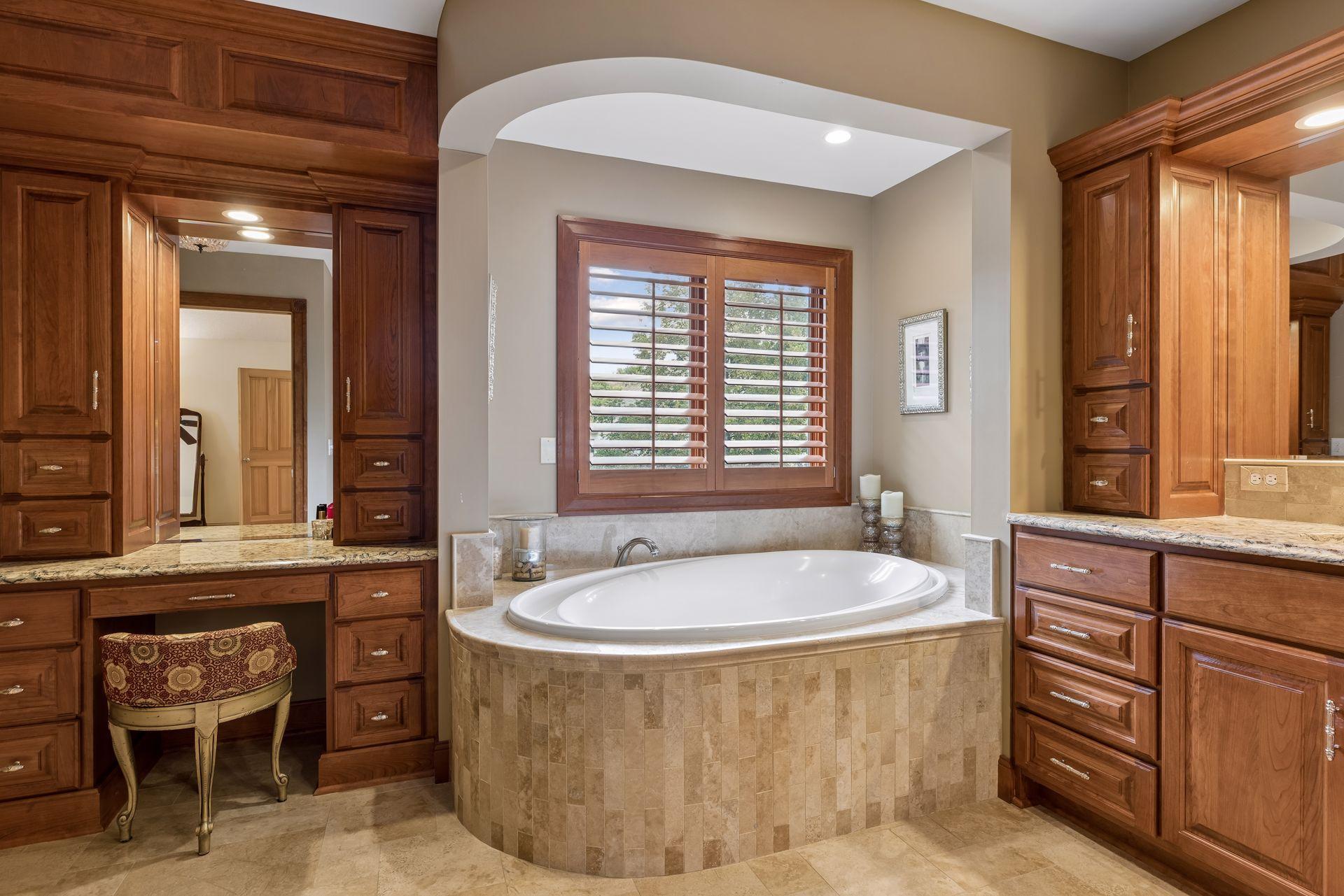 16465 Eagle Ridge Drive Property Photo 18