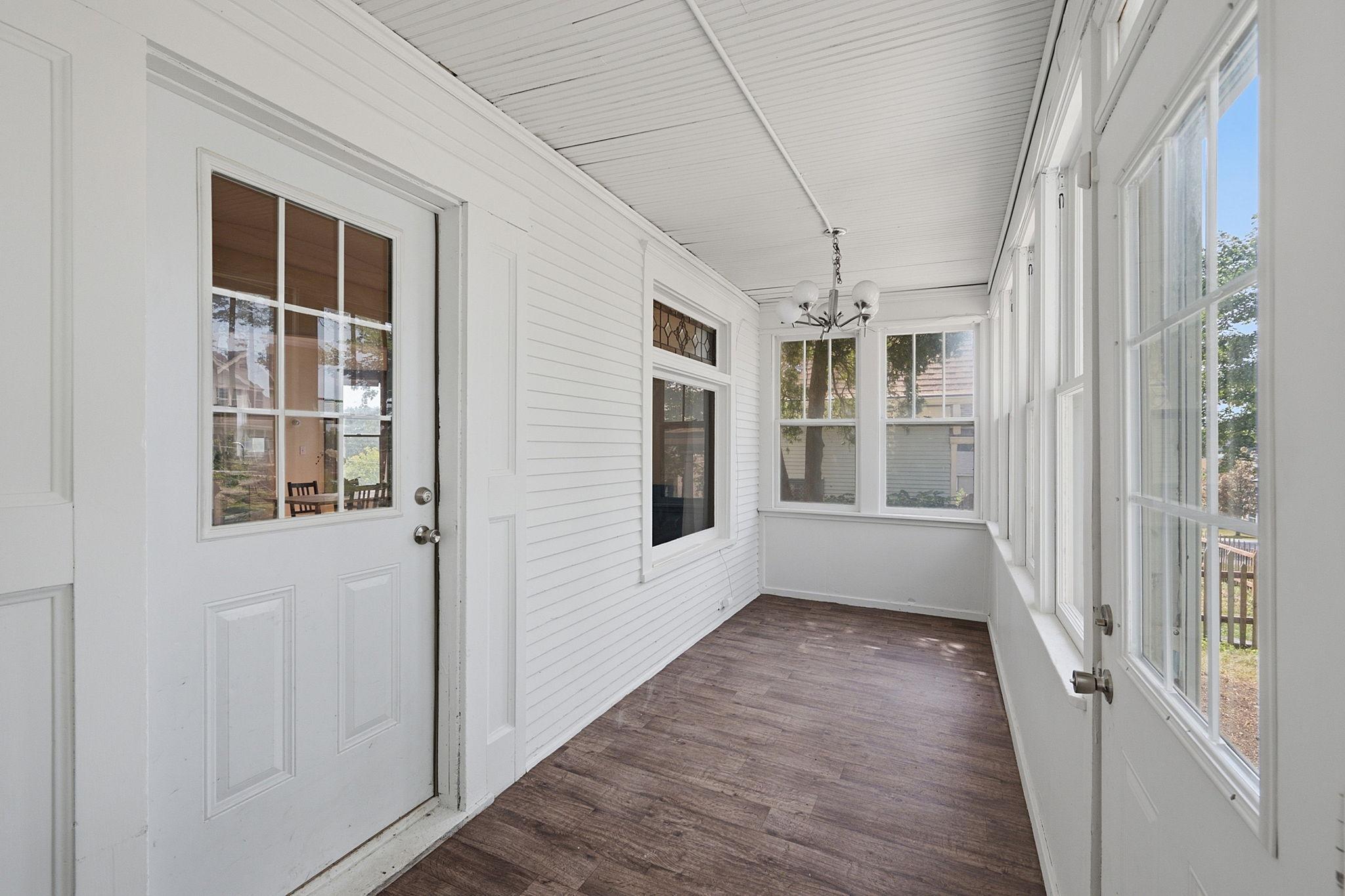 1032 Desoto Street Property Photo 5