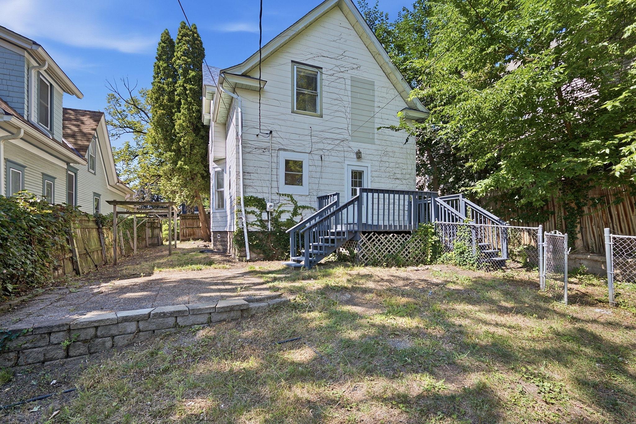 1032 Desoto Street Property Photo 42