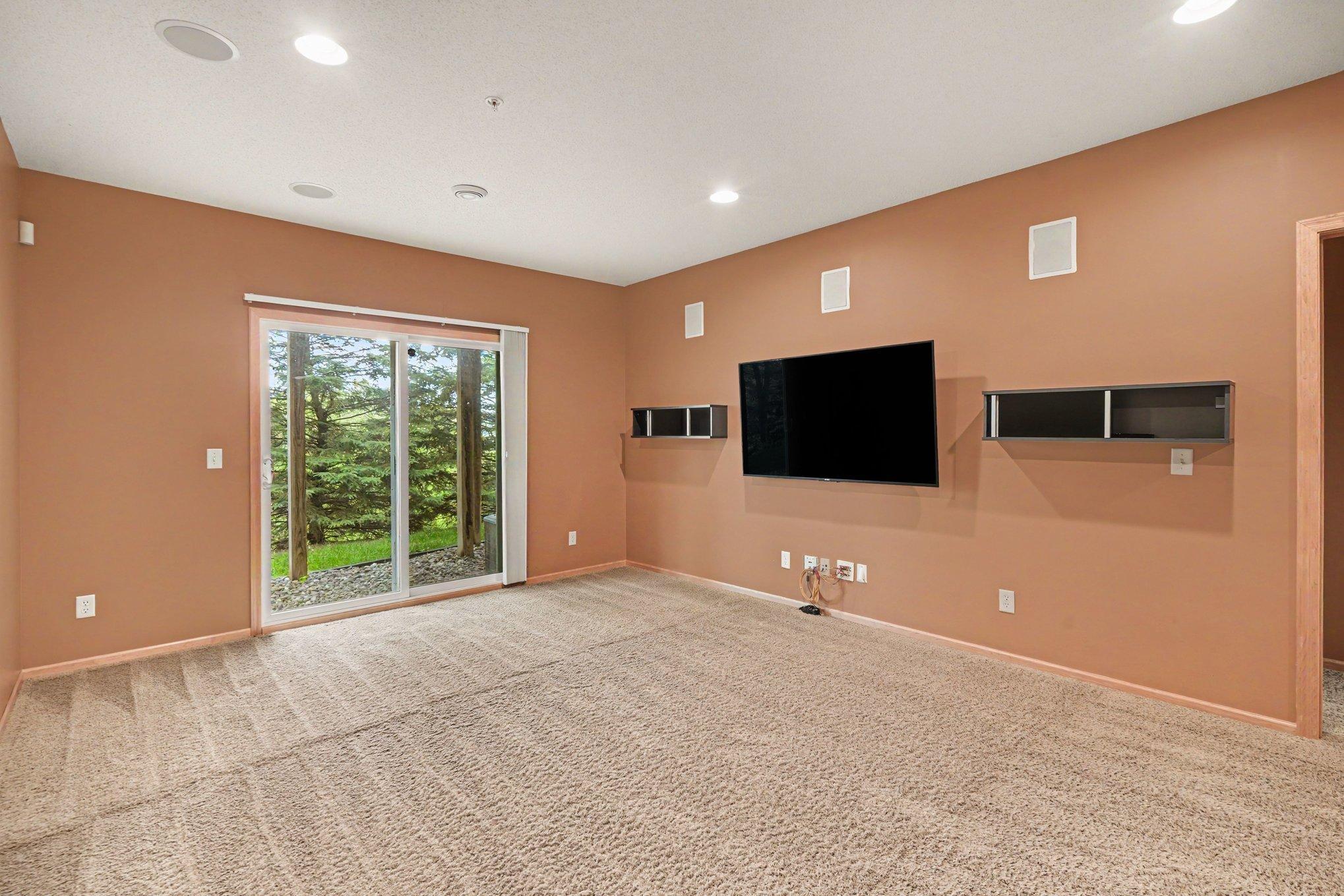 15493 June Grass Lane Property Photo 33