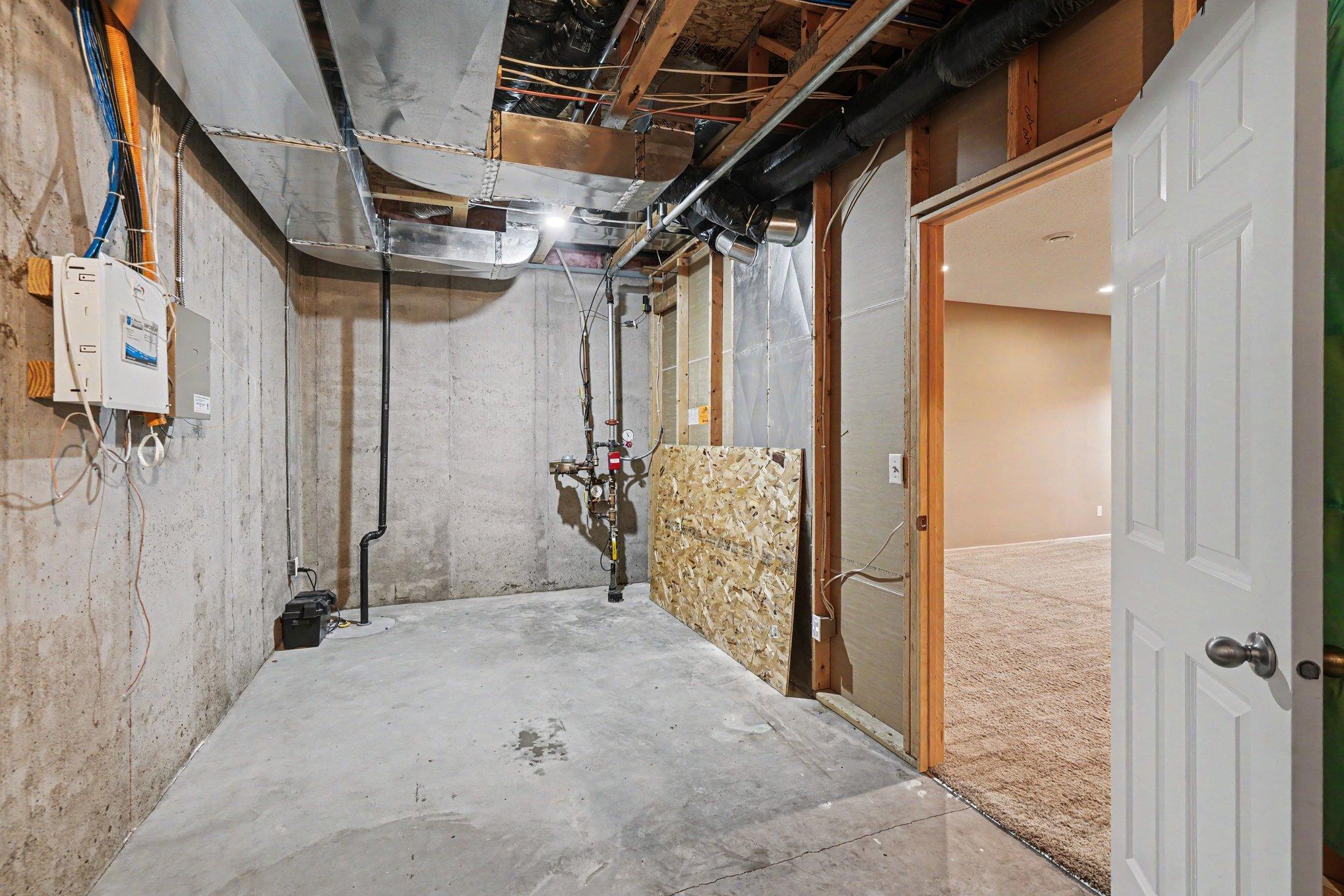 15493 June Grass Lane Property Photo 42