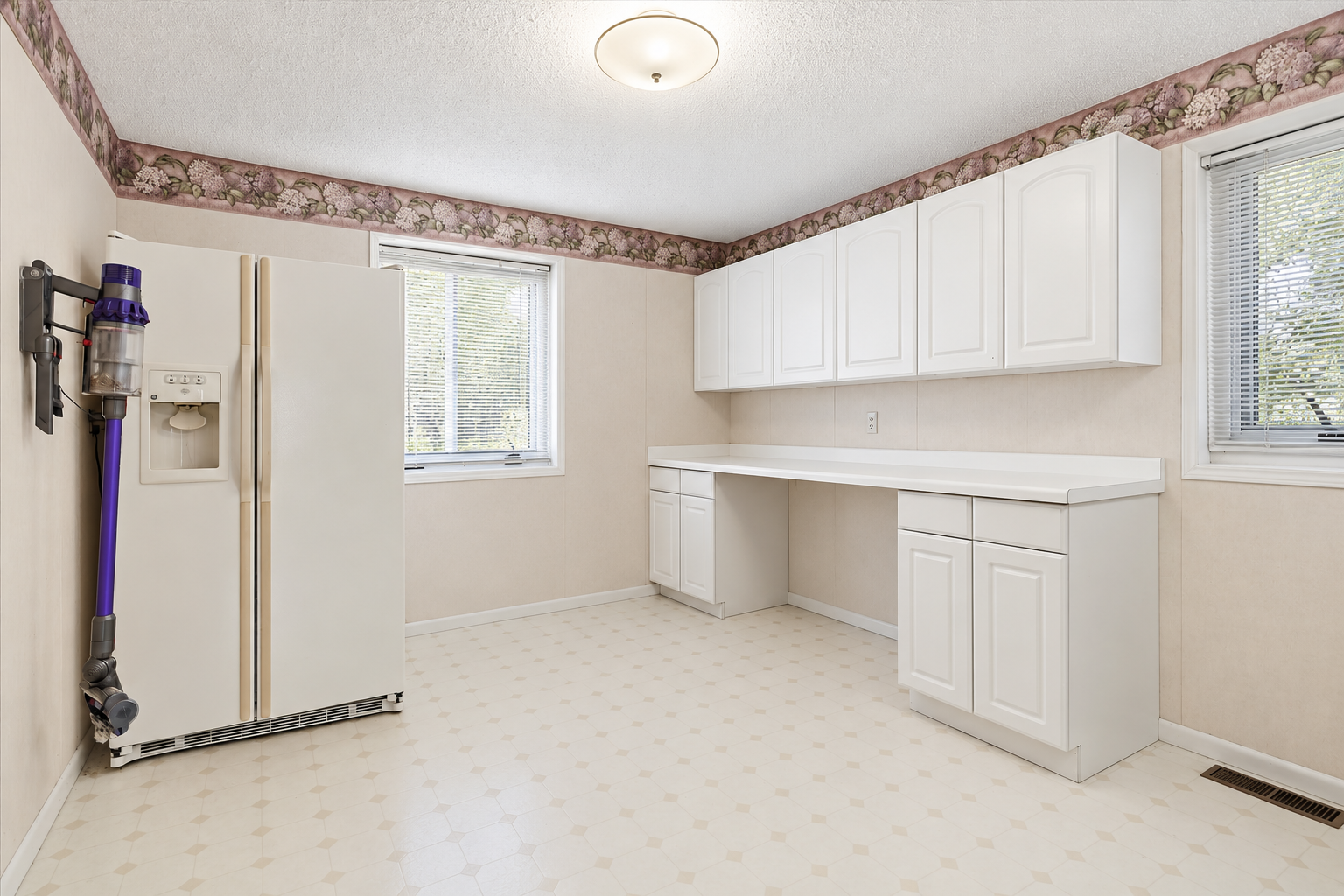 5431 Hilltop Avenue N Property Photo 29
