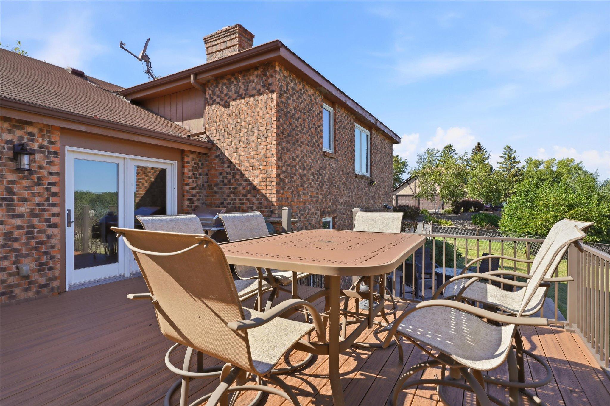 5431 Hilltop Avenue N Property Photo 31