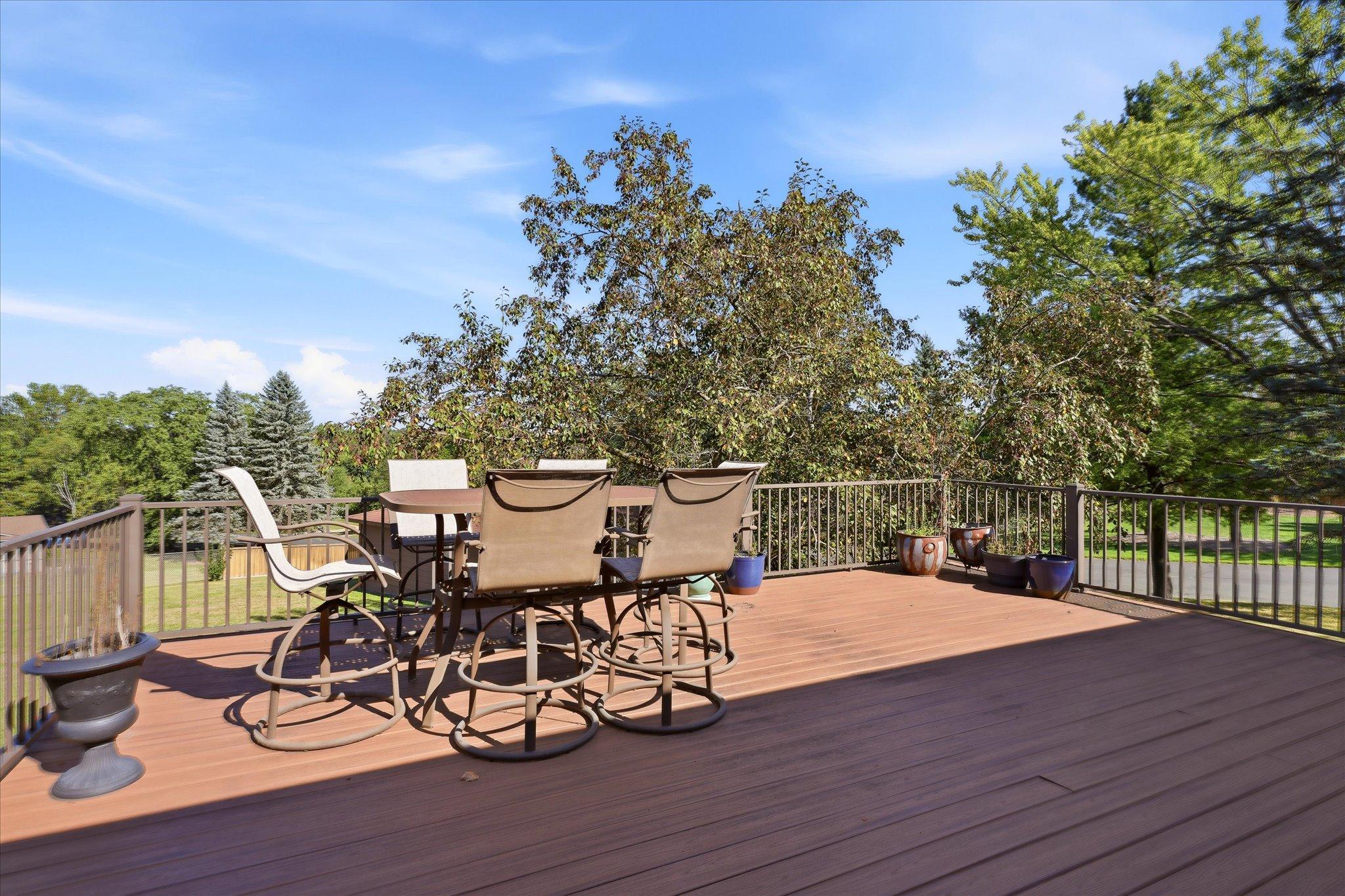 5431 Hilltop Avenue N Property Photo 32