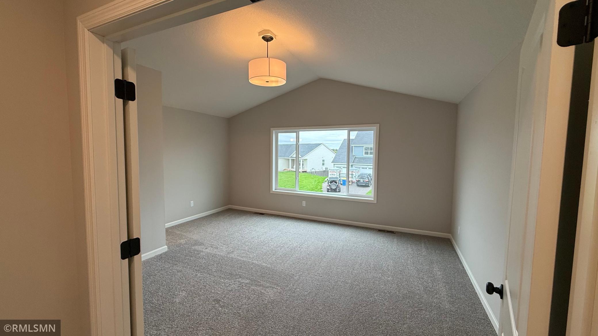 2779 Ivy Avenue Ne Property Photo 18