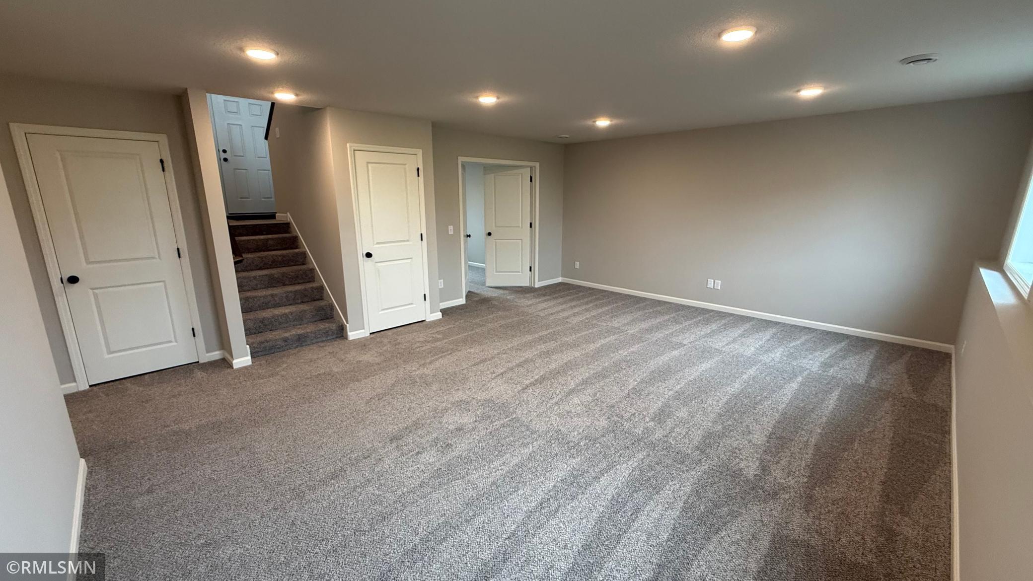 2779 Ivy Avenue Ne Property Photo 25