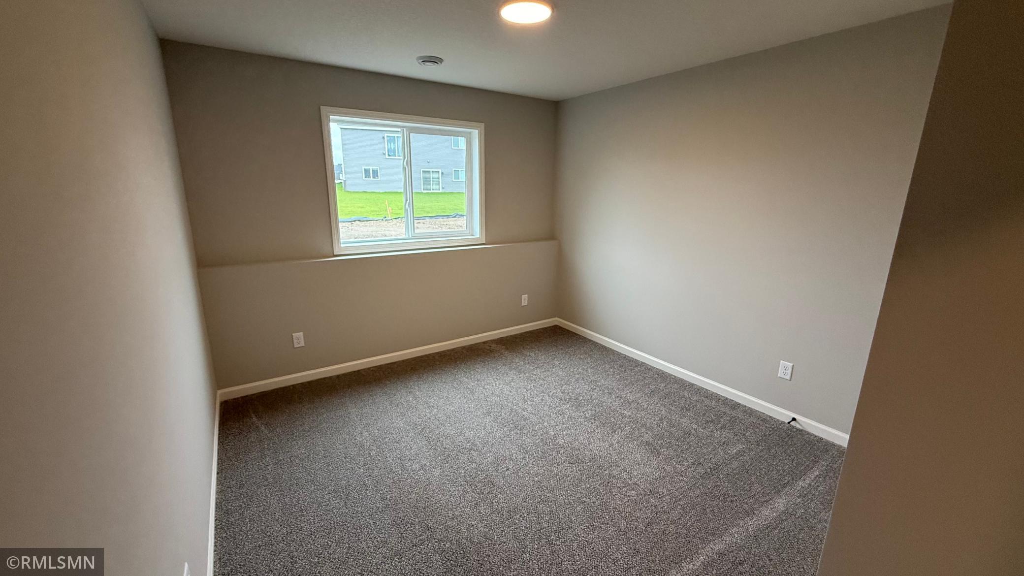 2779 Ivy Avenue Ne Property Photo 29