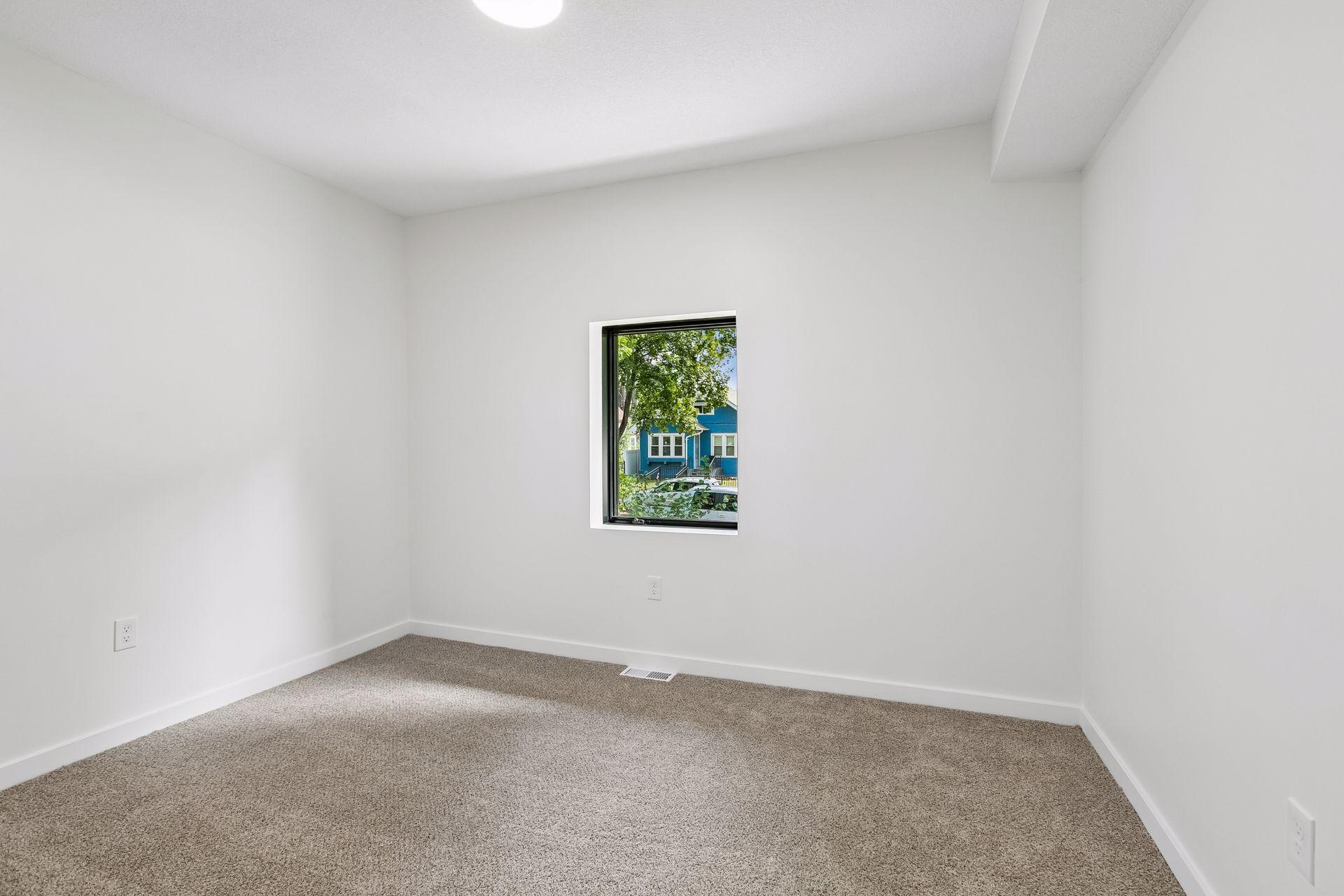 2601 N Morgan Avenue N Property Photo 17