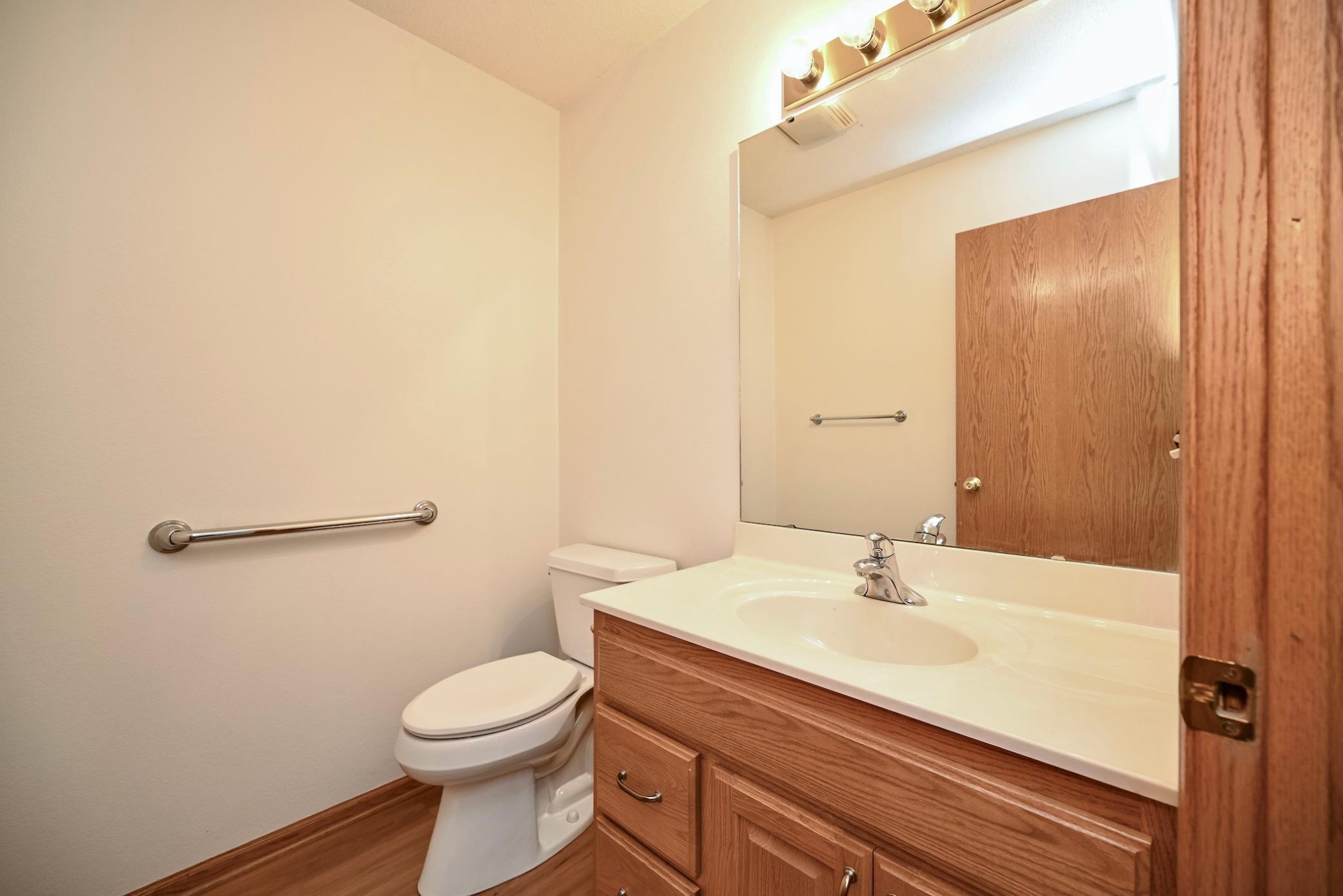 68 Whispering Avenue Property Photo 10