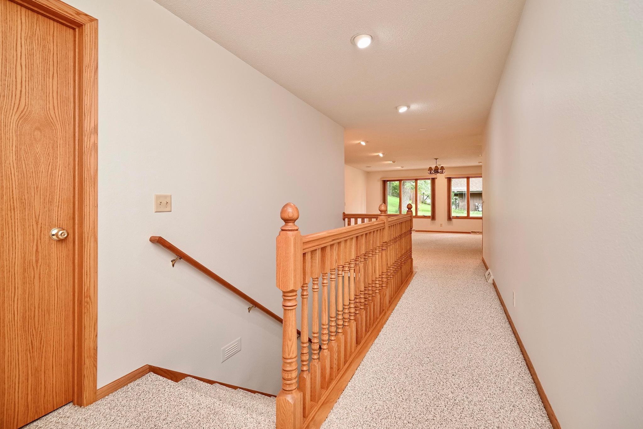 68 Whispering Avenue Property Photo 17