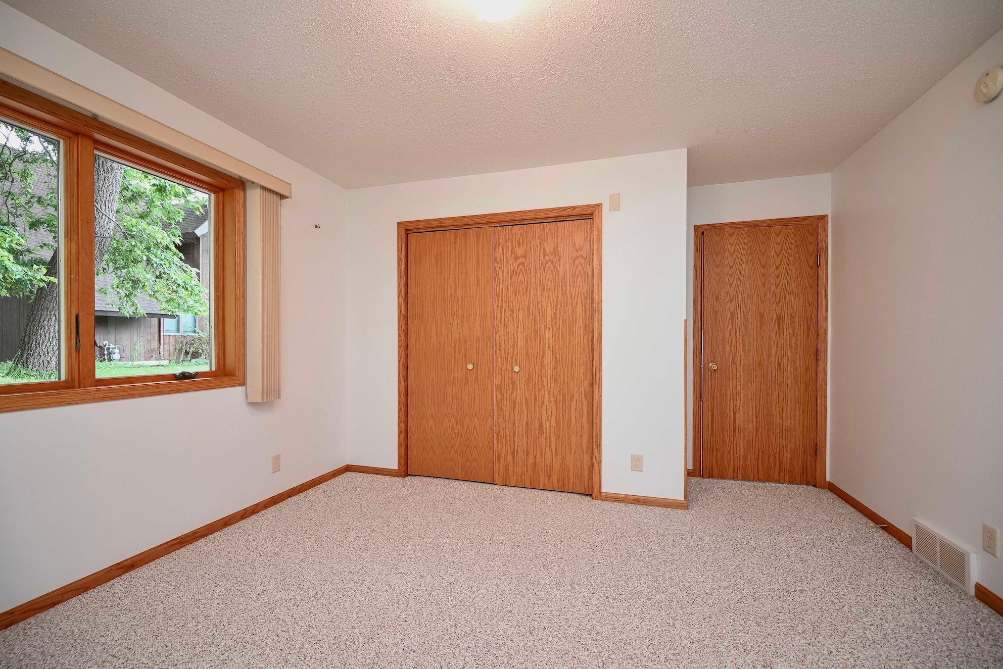 68 Whispering Avenue Property Photo 22
