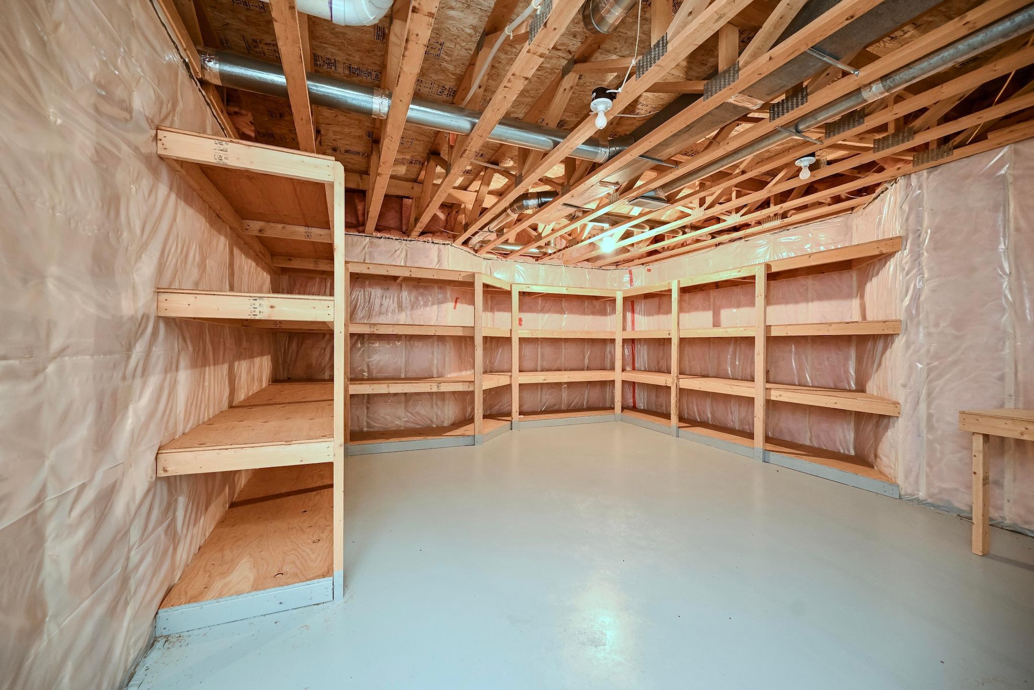 68 Whispering Avenue Property Photo 28