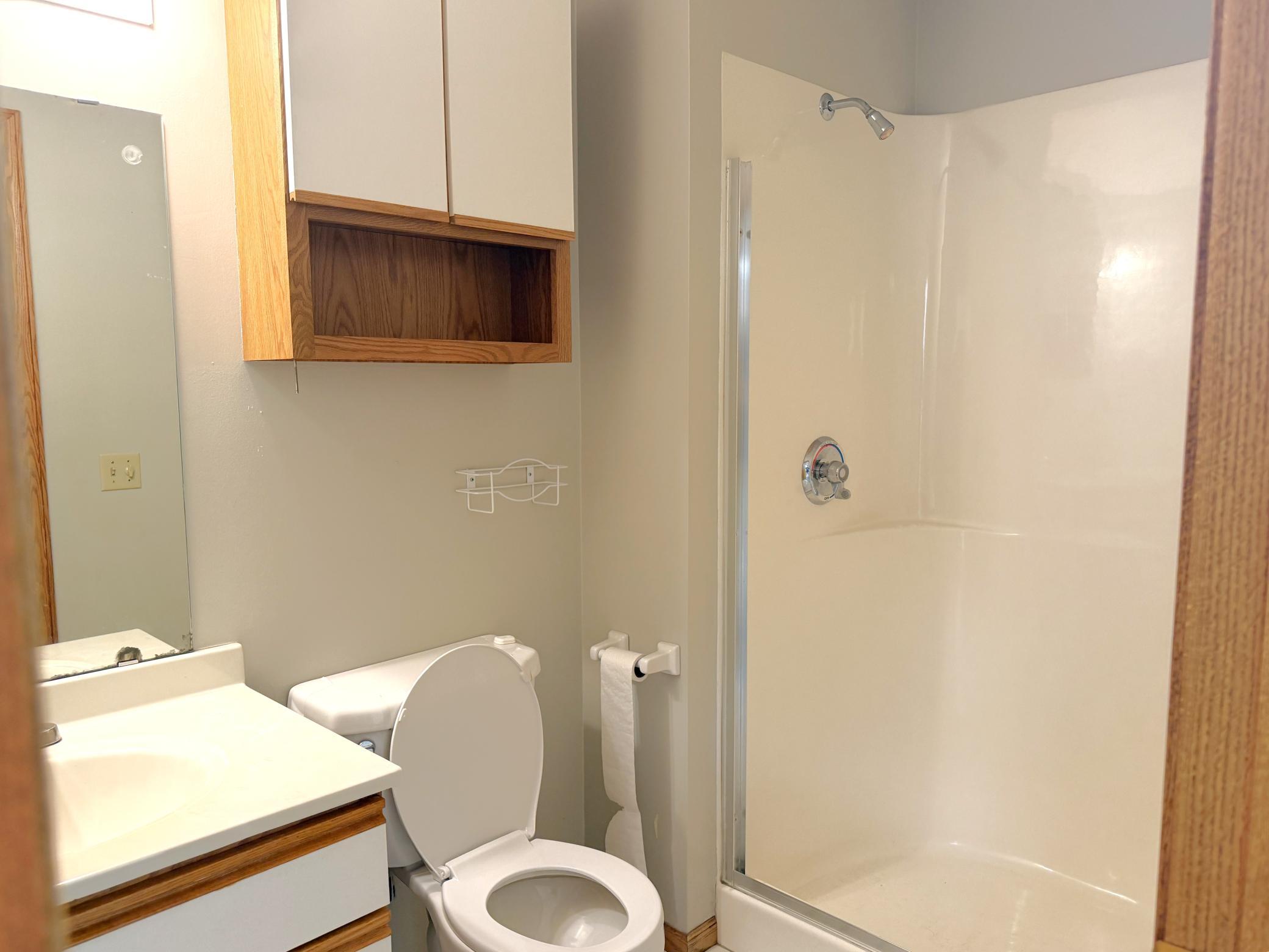 14387 Edgewood Drive Entire Building Property Photo 24