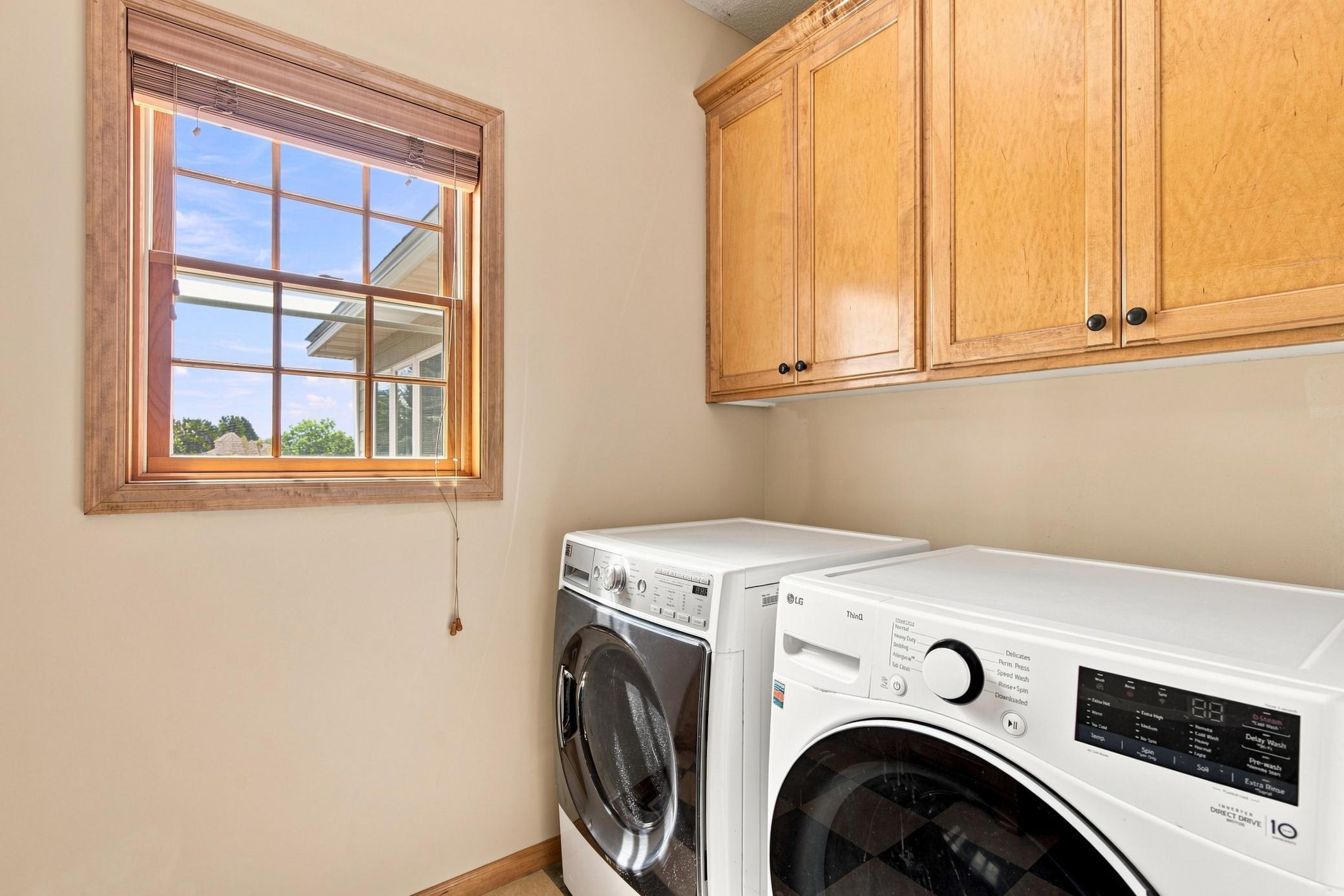 11649 Laketowne View Property Photo 13