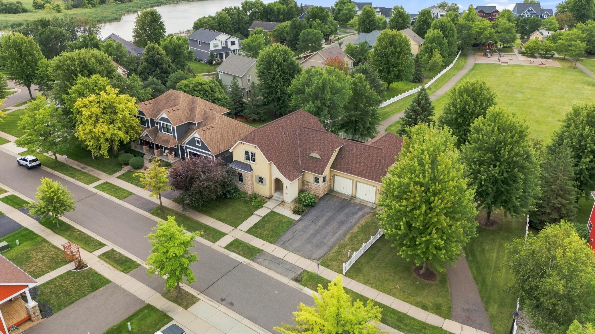 11649 Laketowne View Property Photo 43