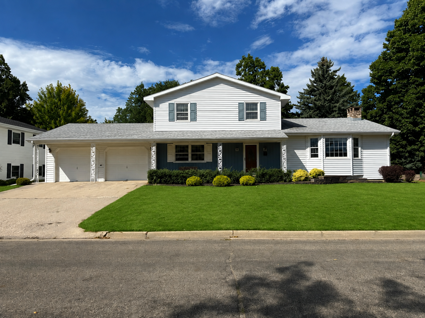 223 14th Street N Property Photo 1