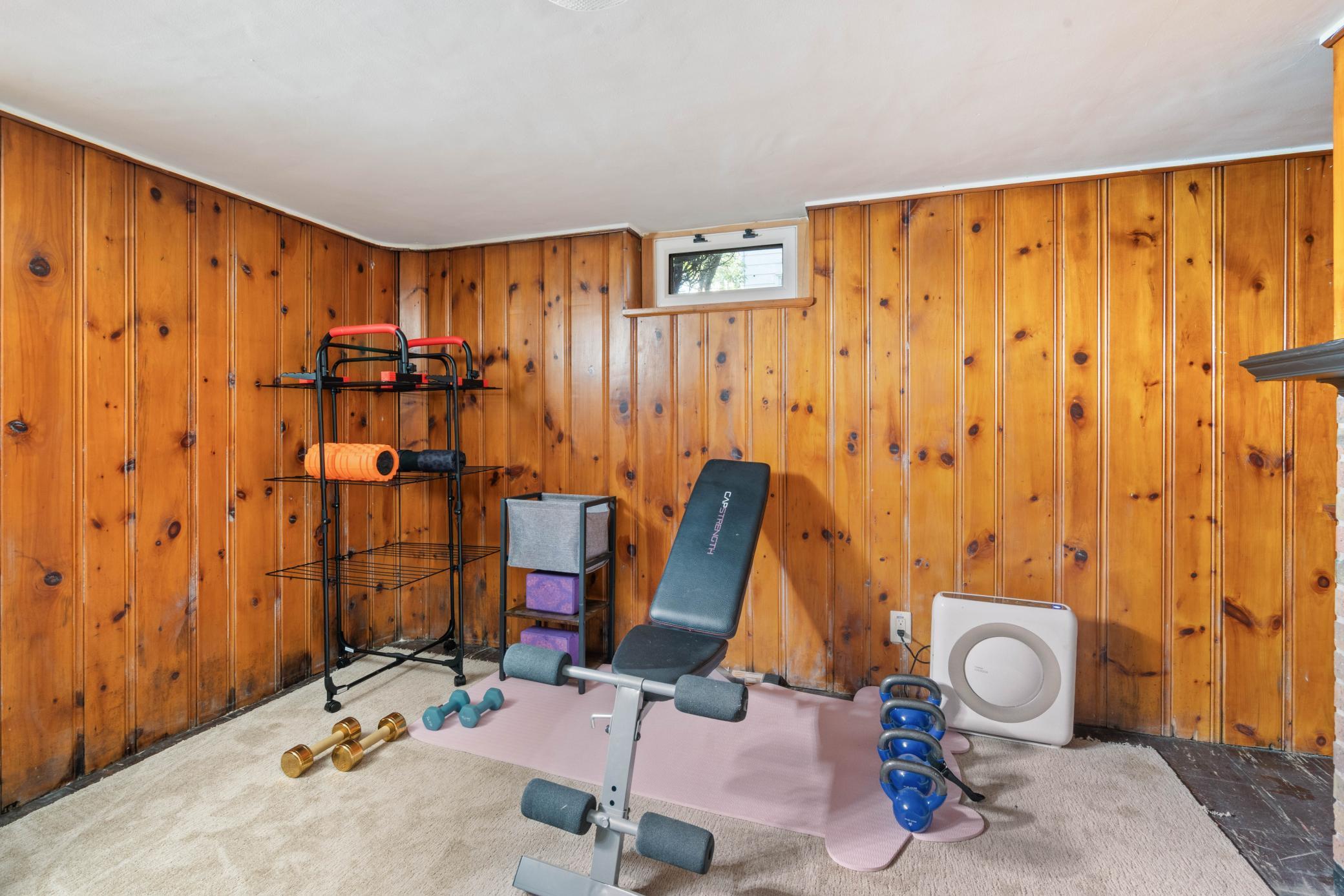 4631 London Road Property Photo 33