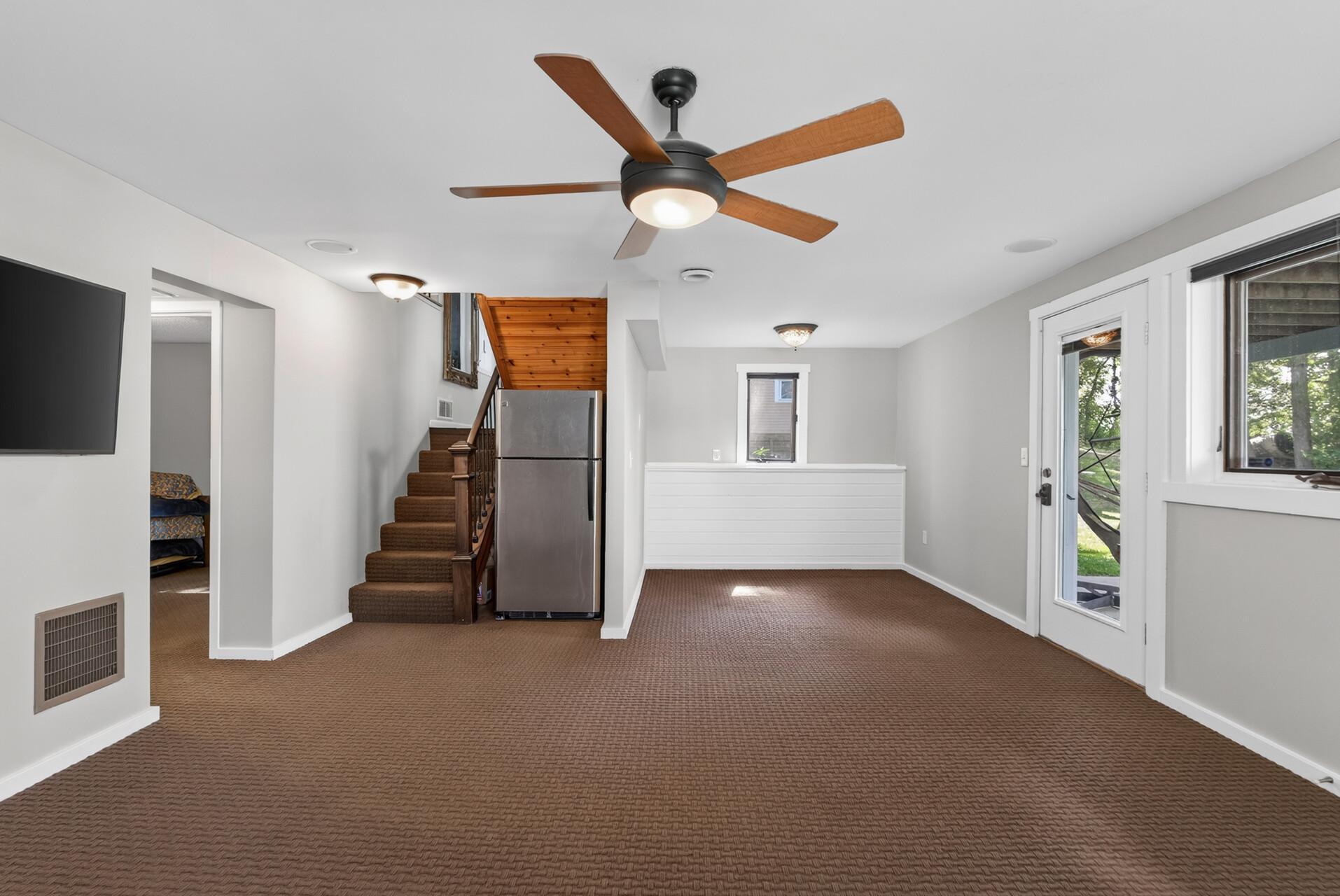 2937 Lake Shore Avenue Property Photo 38