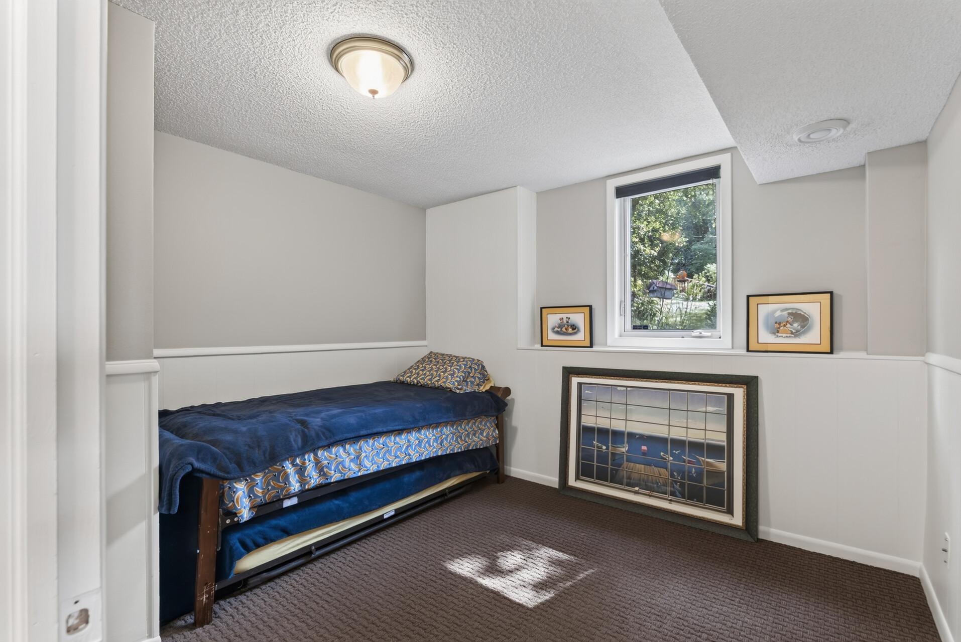 2937 Lake Shore Avenue Property Photo 42