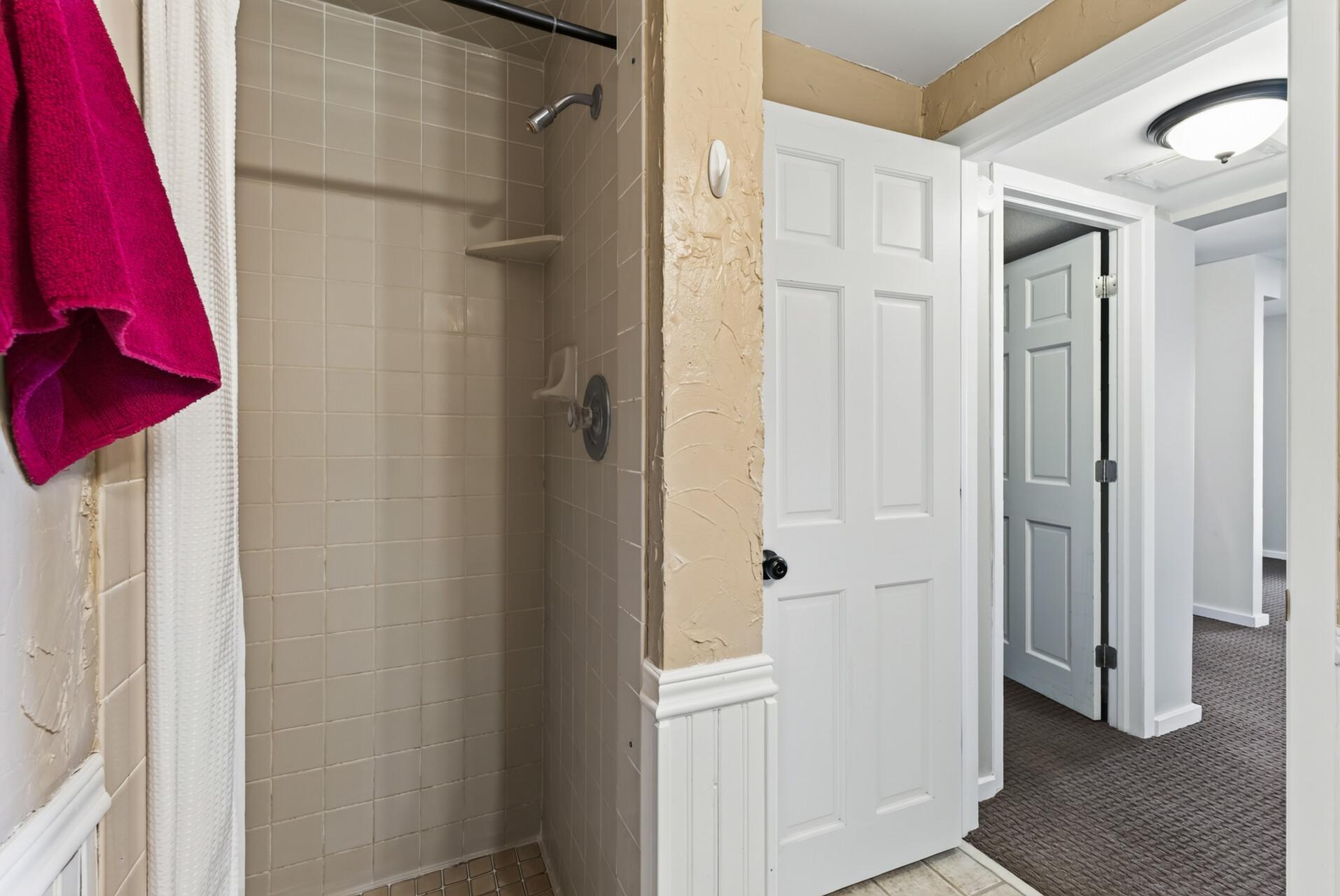 2937 Lake Shore Avenue Property Photo 45