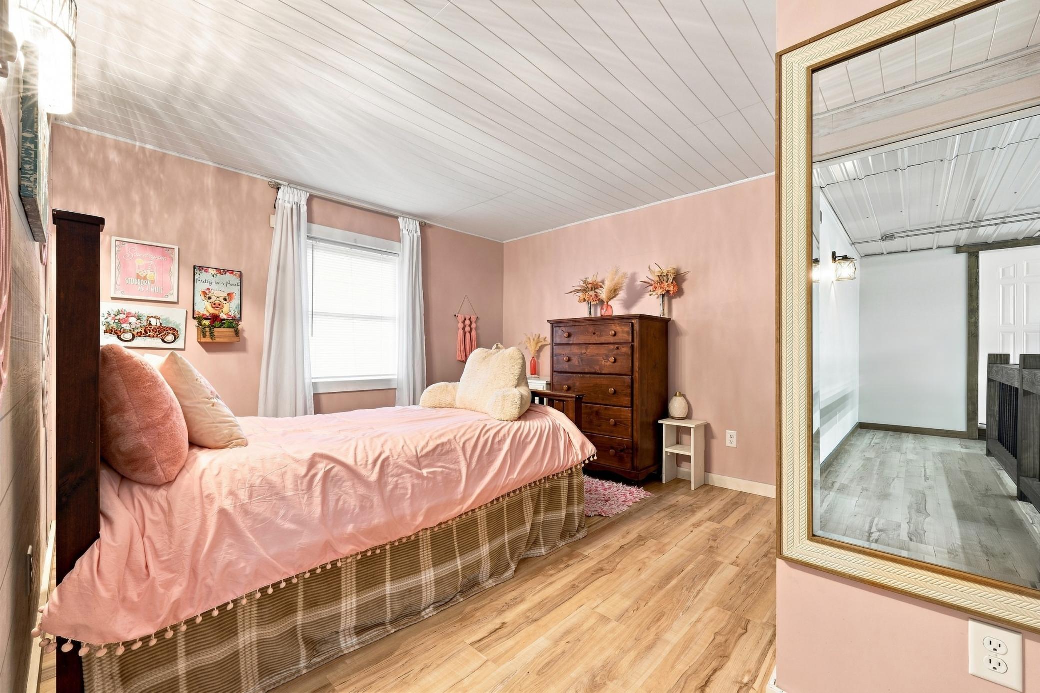 11208 State Highway 87 Property Photo 35