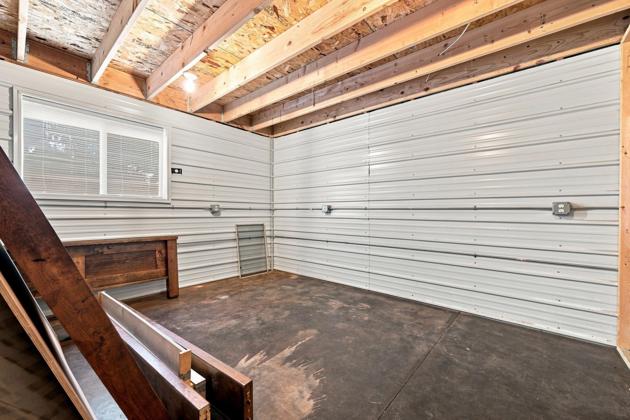 11208 State Highway 87 Property Photo 39