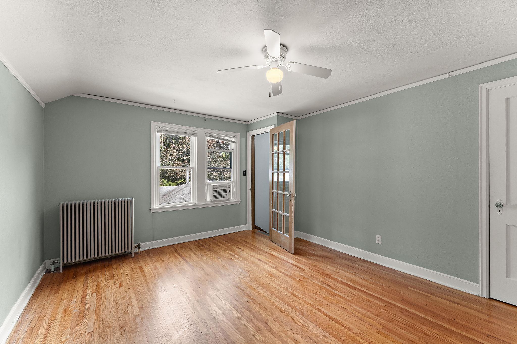 829 Brown Avenue Property Photo 10