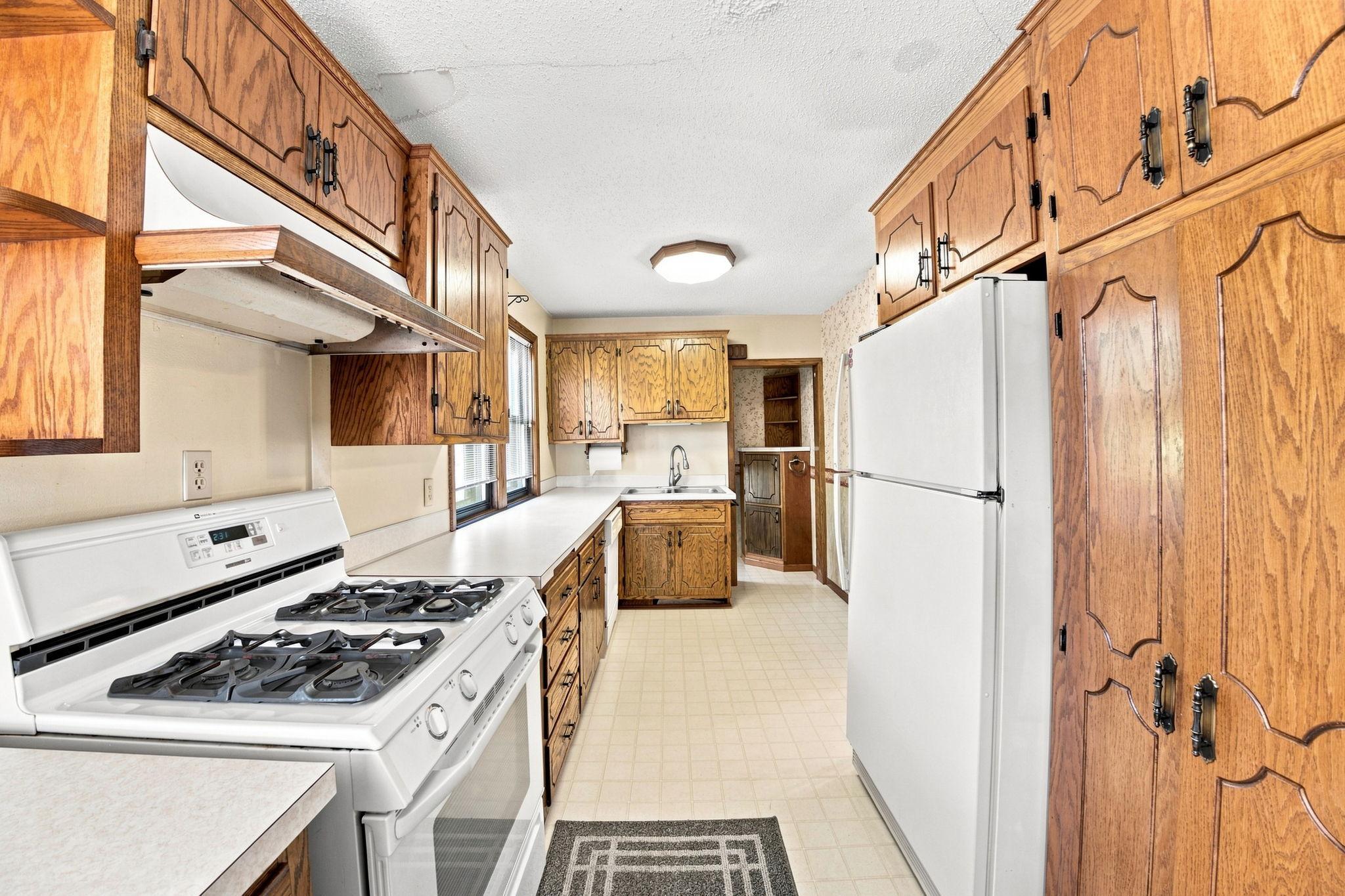 4044 31st Avenue S Property Photo 3