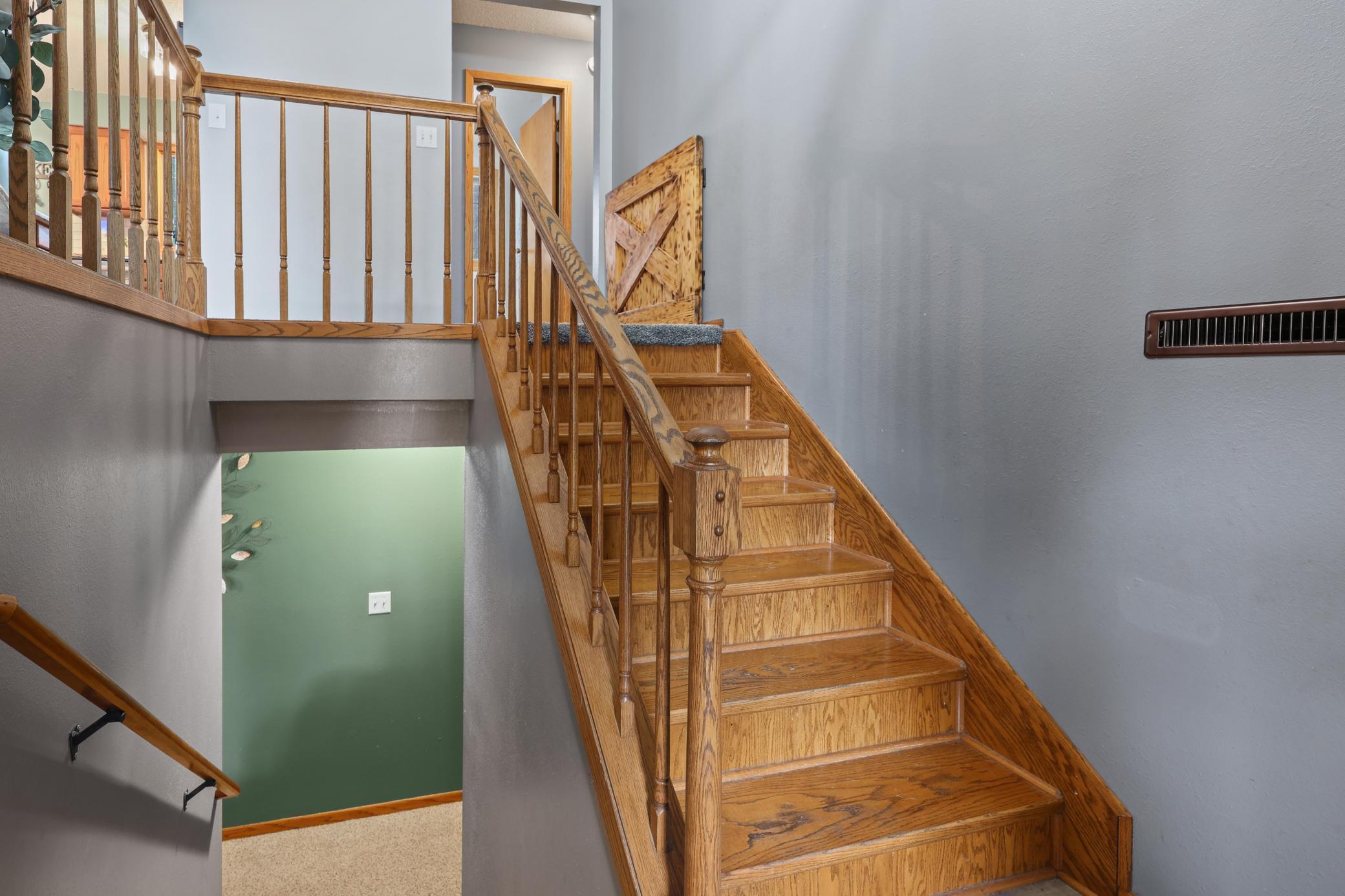 1612 Birch Avenue N Property Photo 28