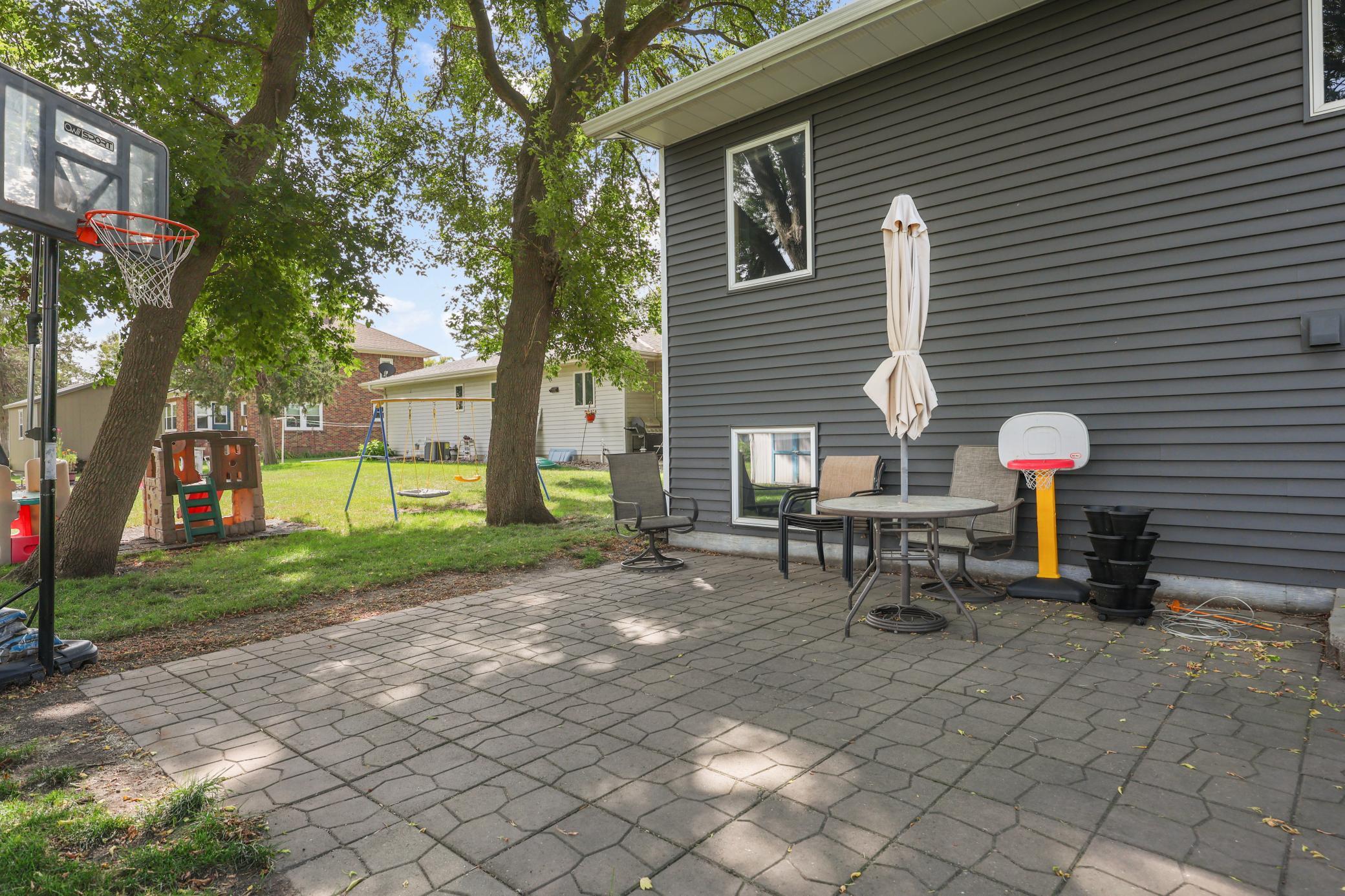 1612 Birch Avenue N Property Photo 45