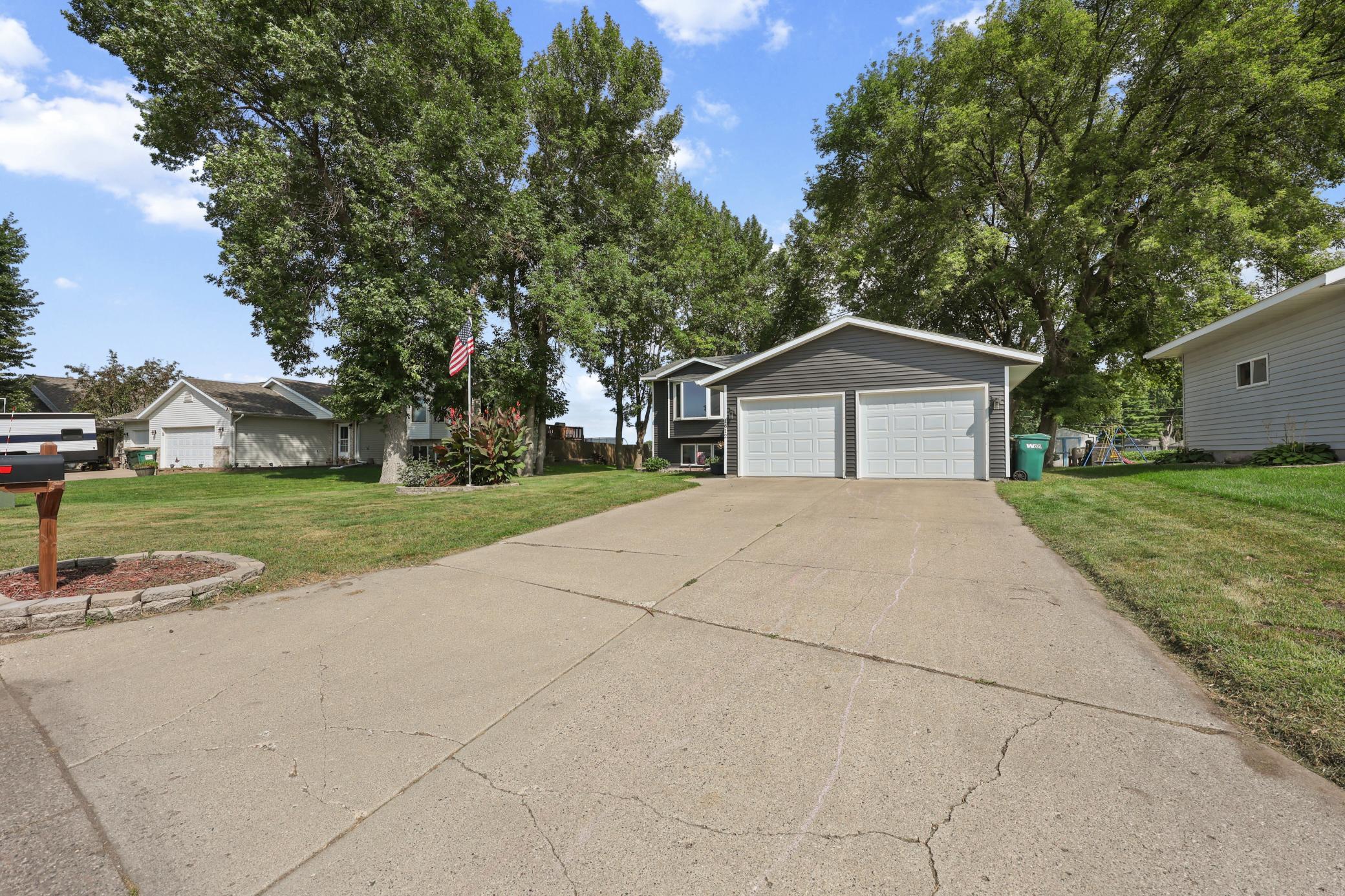 1612 Birch Avenue N Property Photo 49
