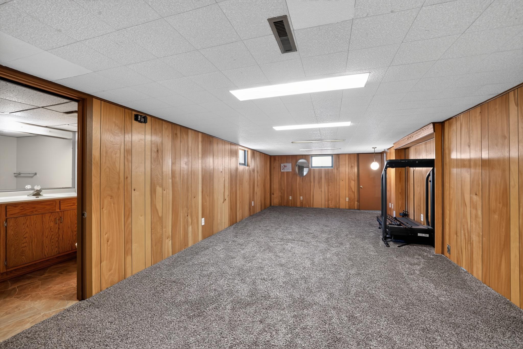 645 23rd Street Ne Property Photo 13