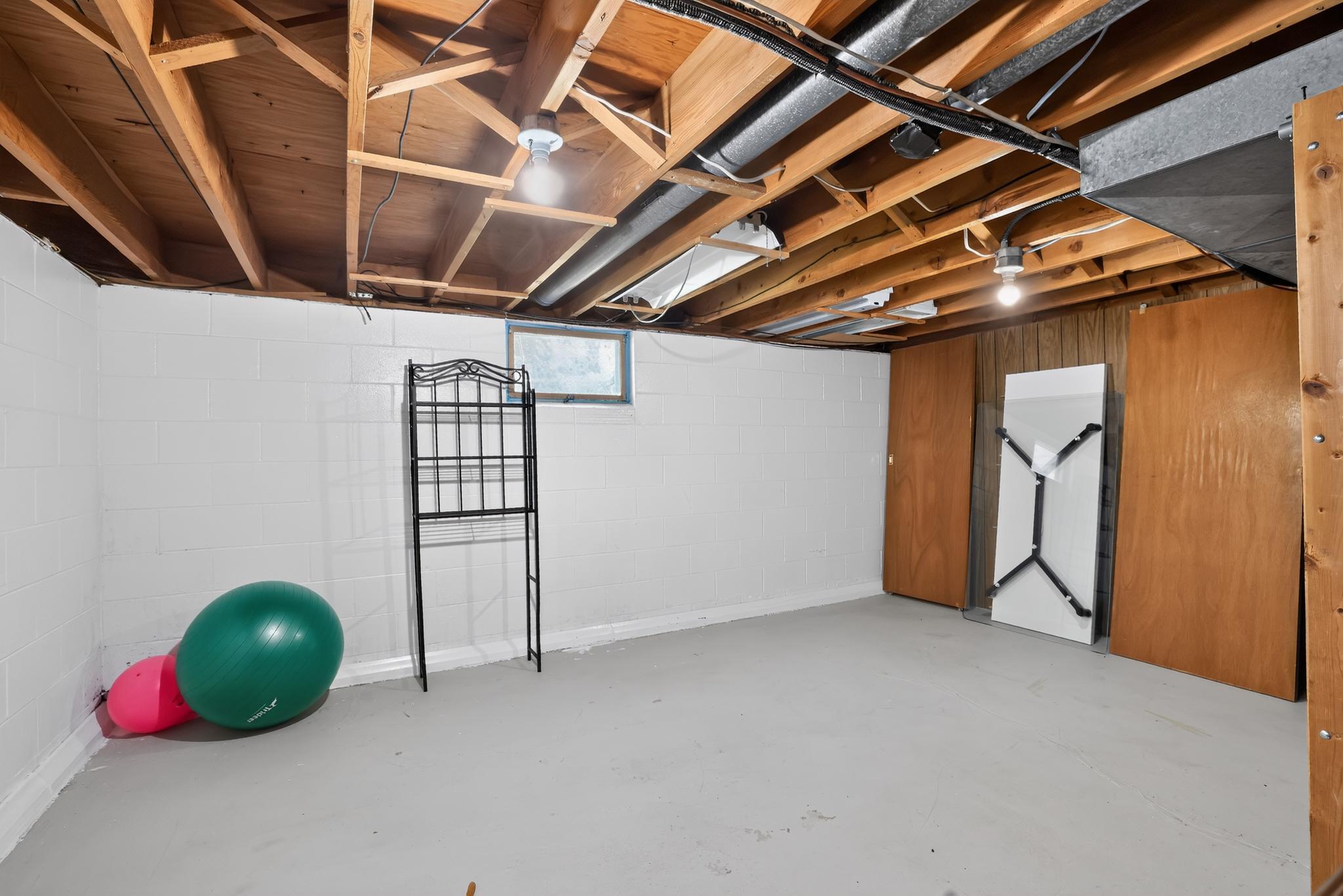 645 23rd Street Ne Property Photo 16