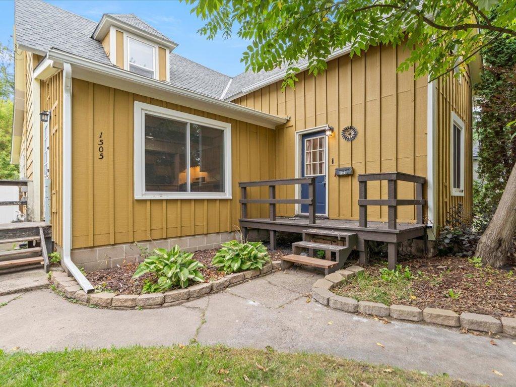 1505 Pine Street Property Photo 1
