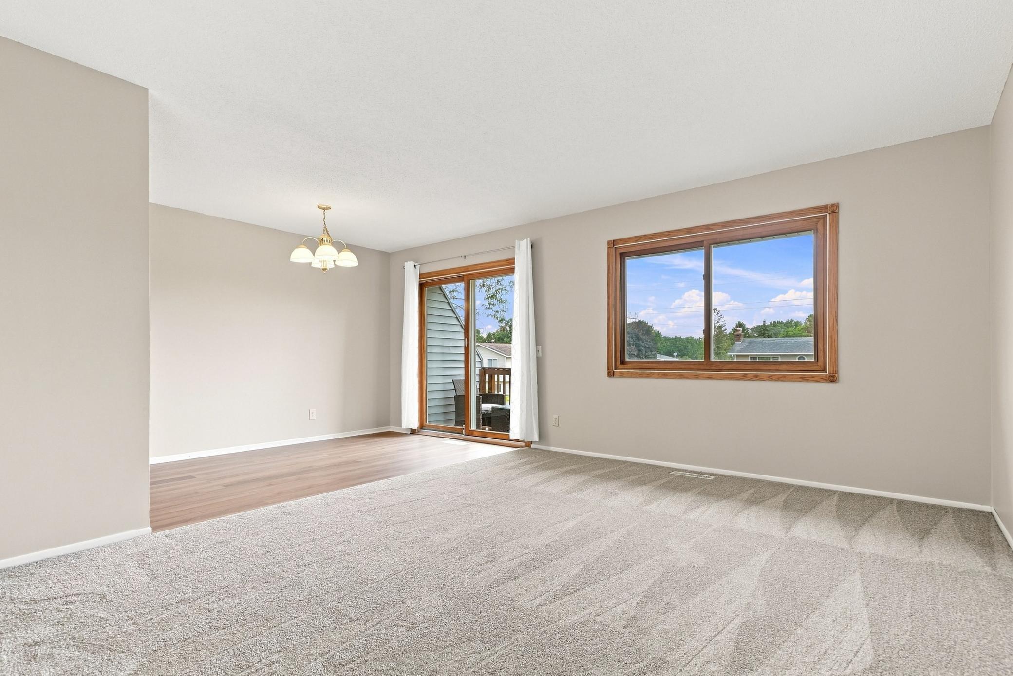 1716 Woodgate Lane Property Photo 10