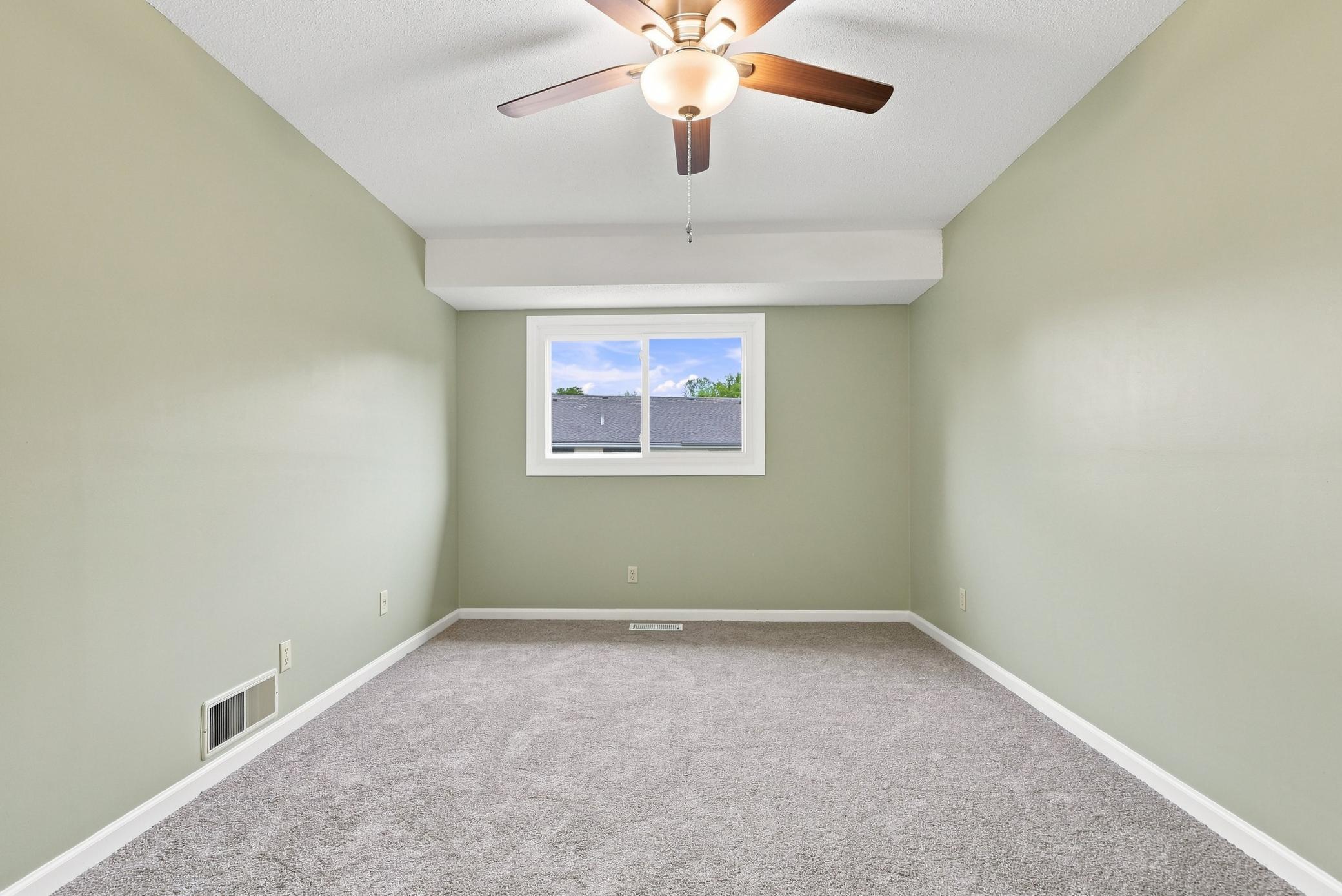 1716 Woodgate Lane Property Photo 39
