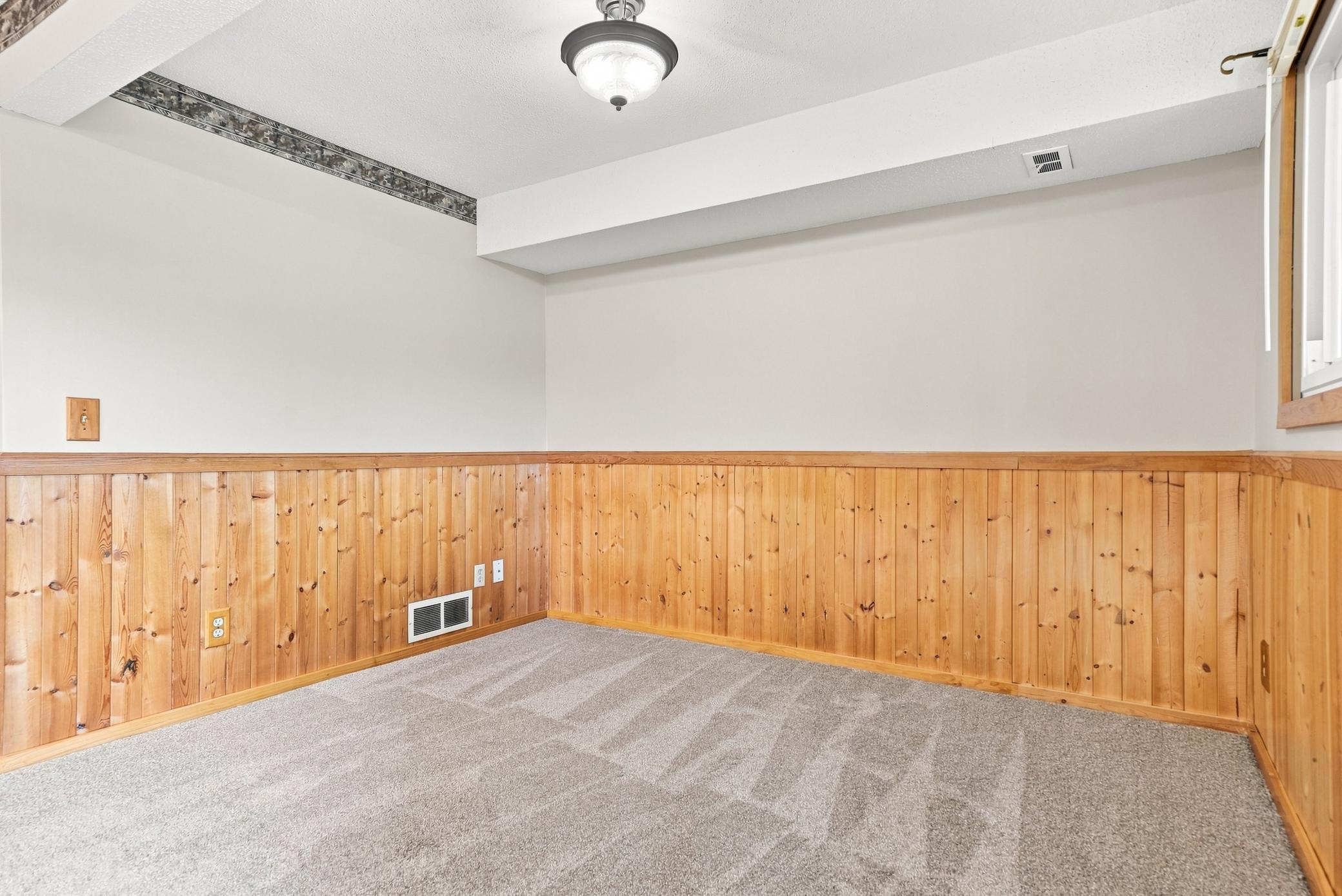 1716 Woodgate Lane Property Photo 54