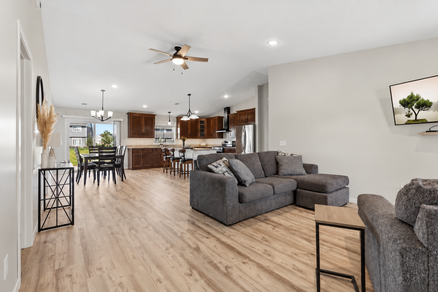 2063 Sandstone Loop N Property Photo 12