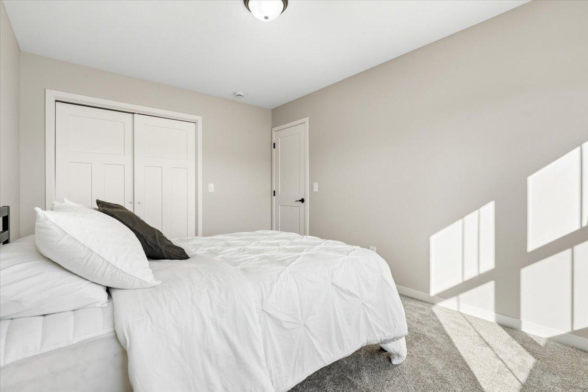 2063 Sandstone Loop N Property Photo 21
