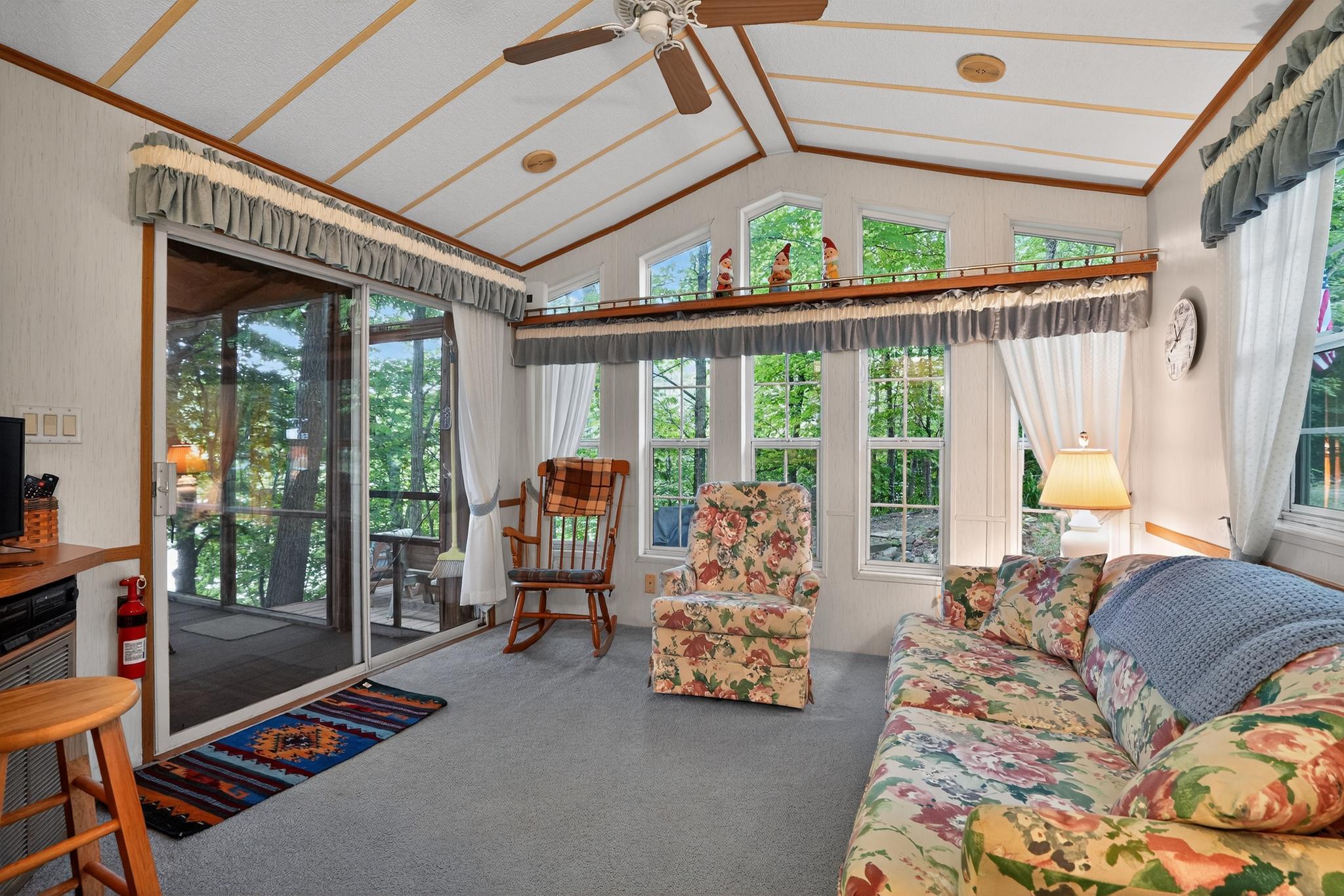 2902 216th Street Property Photo 6