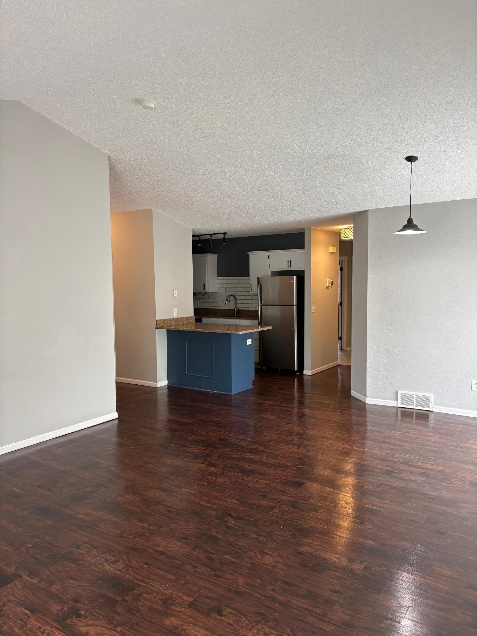 264 1st Street Se 8 Property Photo 2