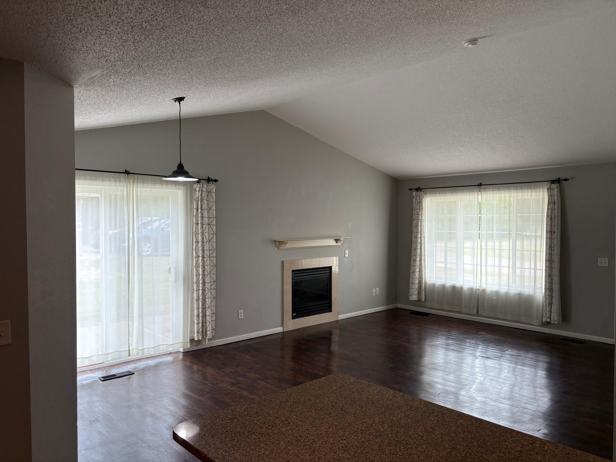 264 1st Street Se 8 Property Photo 3