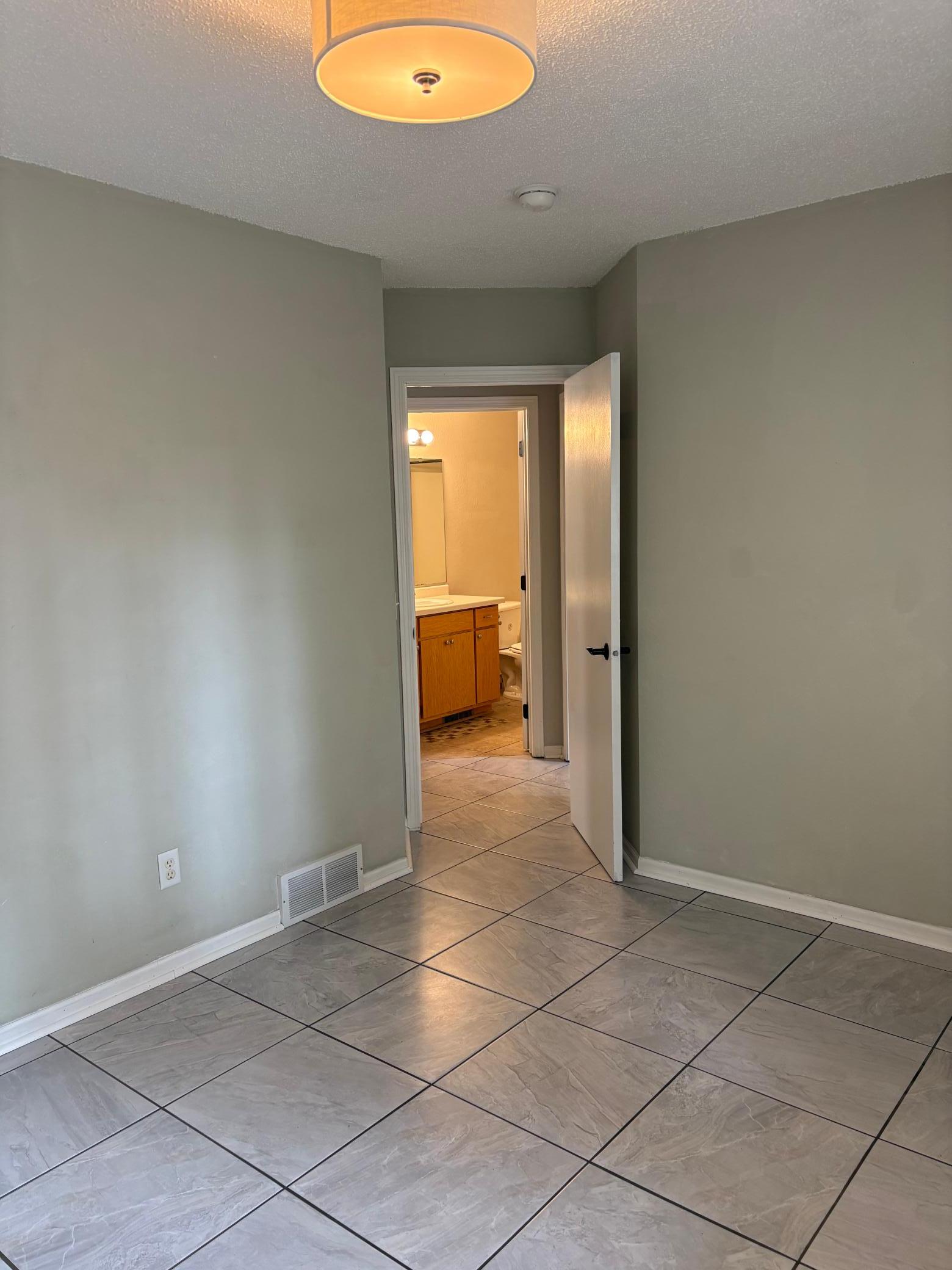 264 1st Street Se 8 Property Photo 10