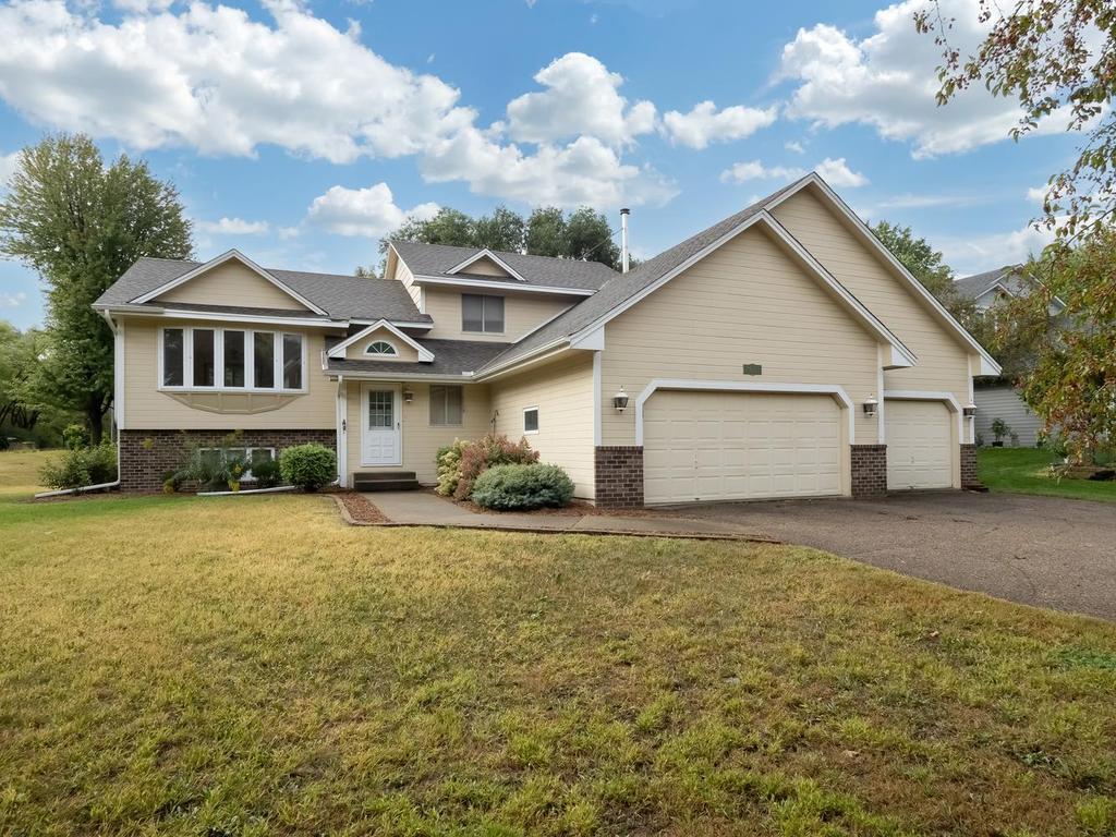 2613 Kennelly Place Property Photo 1