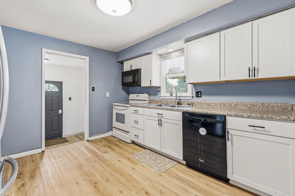 303 S Brook Street Property Photo 17