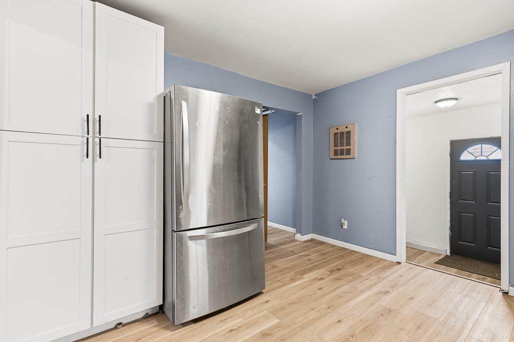303 S Brook Street Property Photo 18