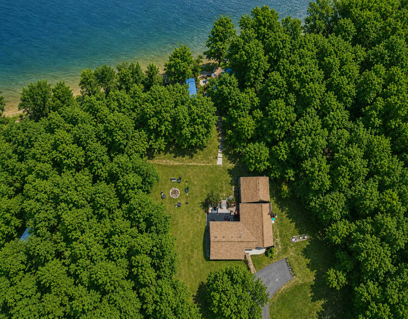 7630 Long Lake Road Property Photo 6