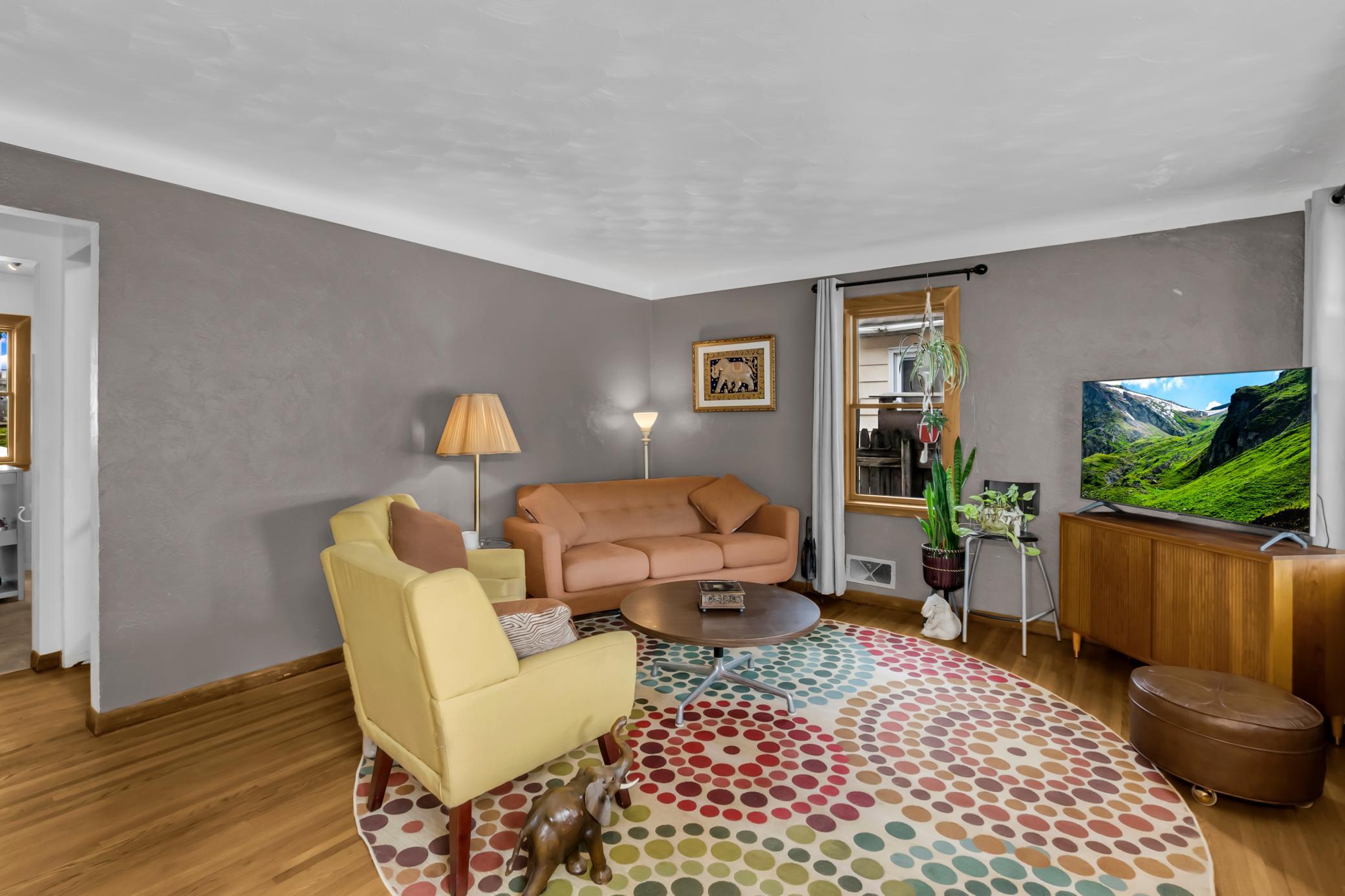 1229 7th Street E Property Photo 5