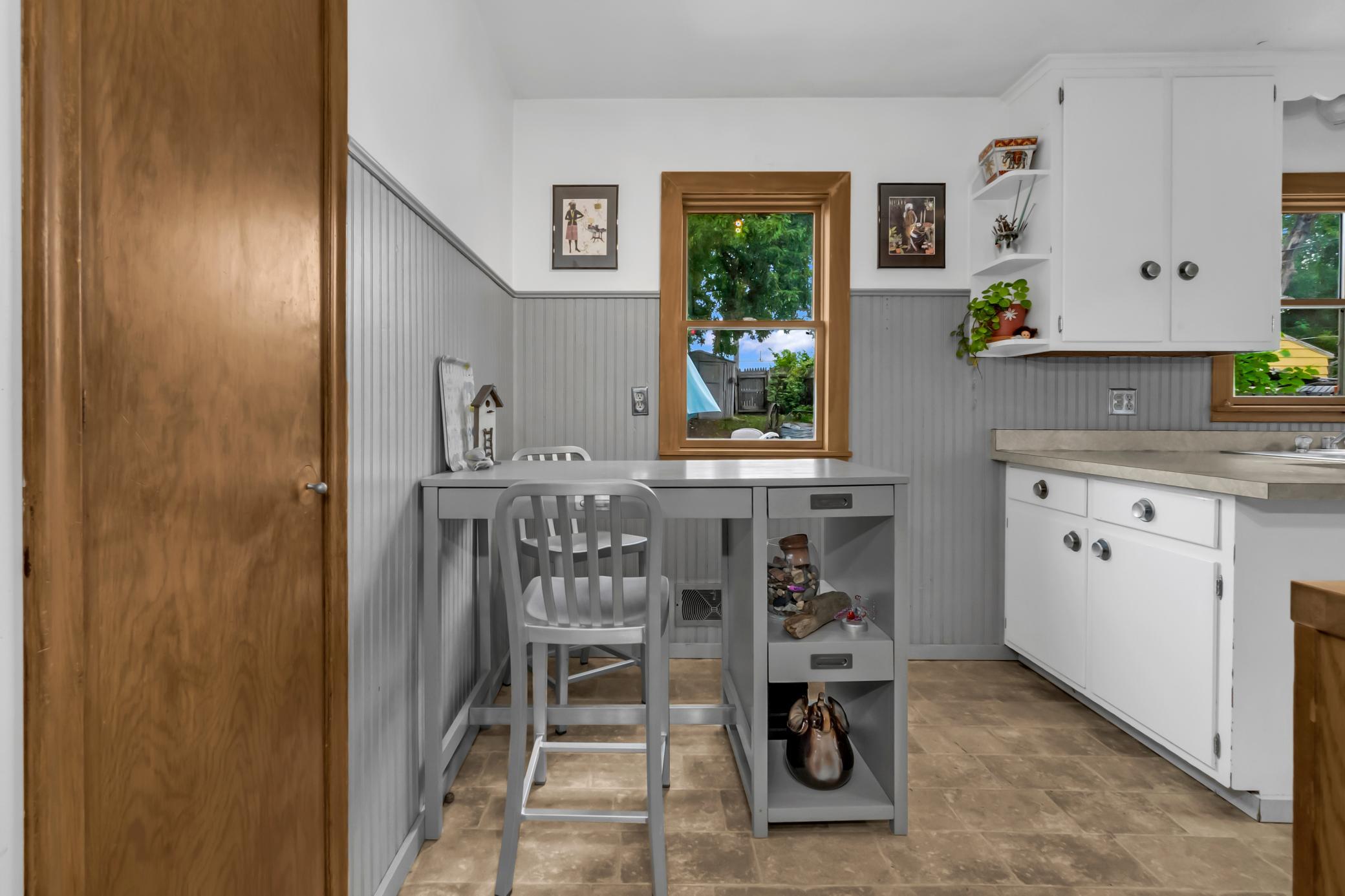 1229 7th Street E Property Photo 10