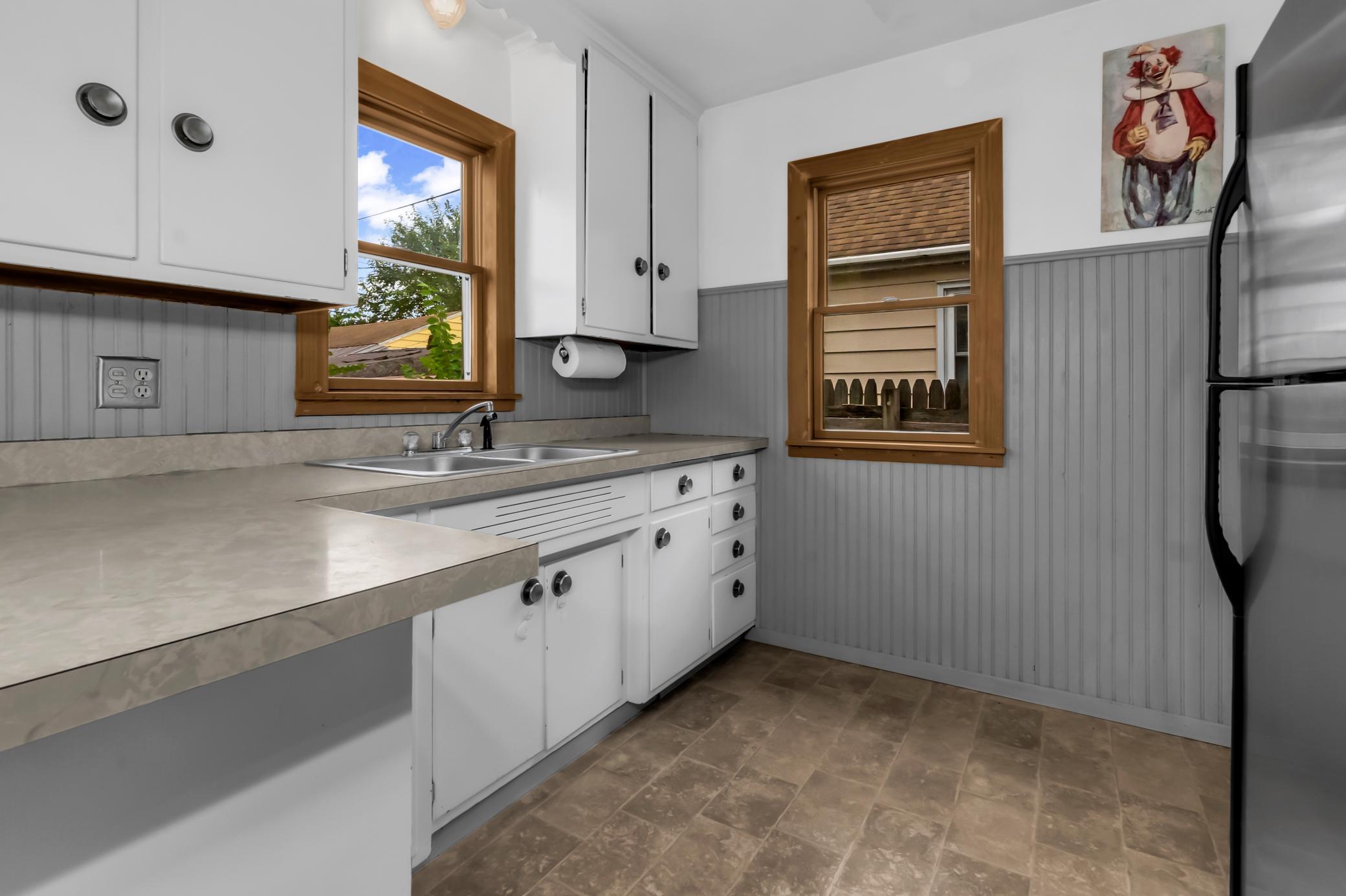 1229 7th Street E Property Photo 11
